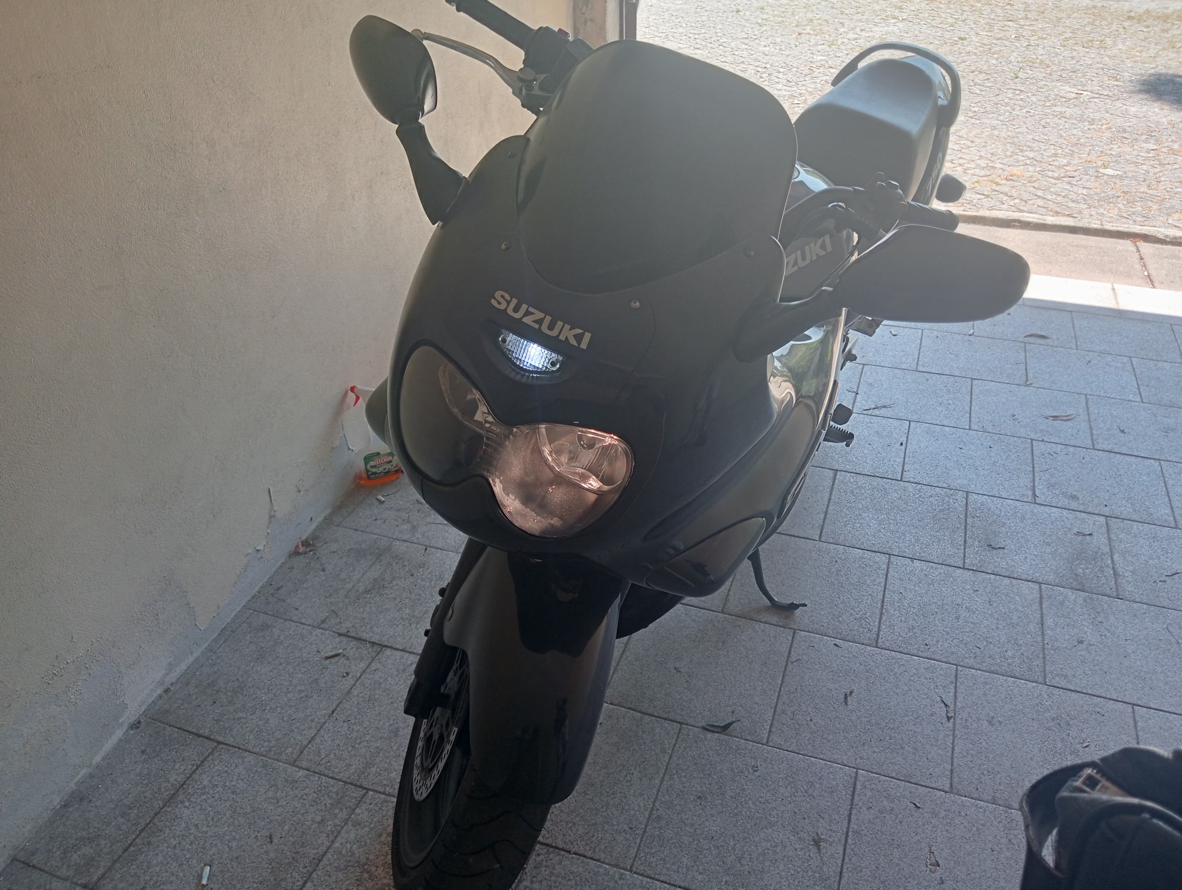 SUZUKI GSX 750F · Ano 2003 — image 5
