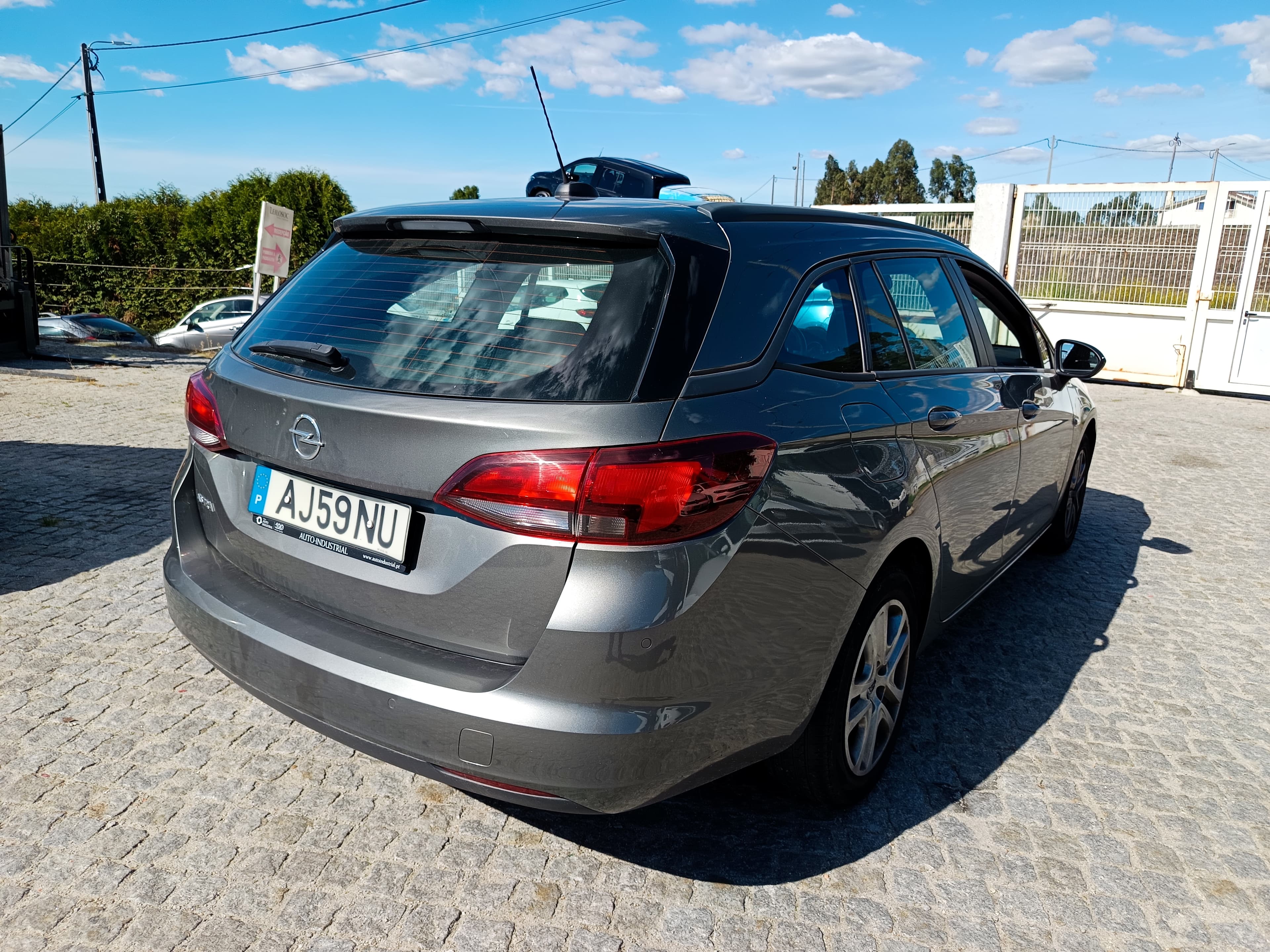 Opel Astra · Ano 2021 — imagem 4