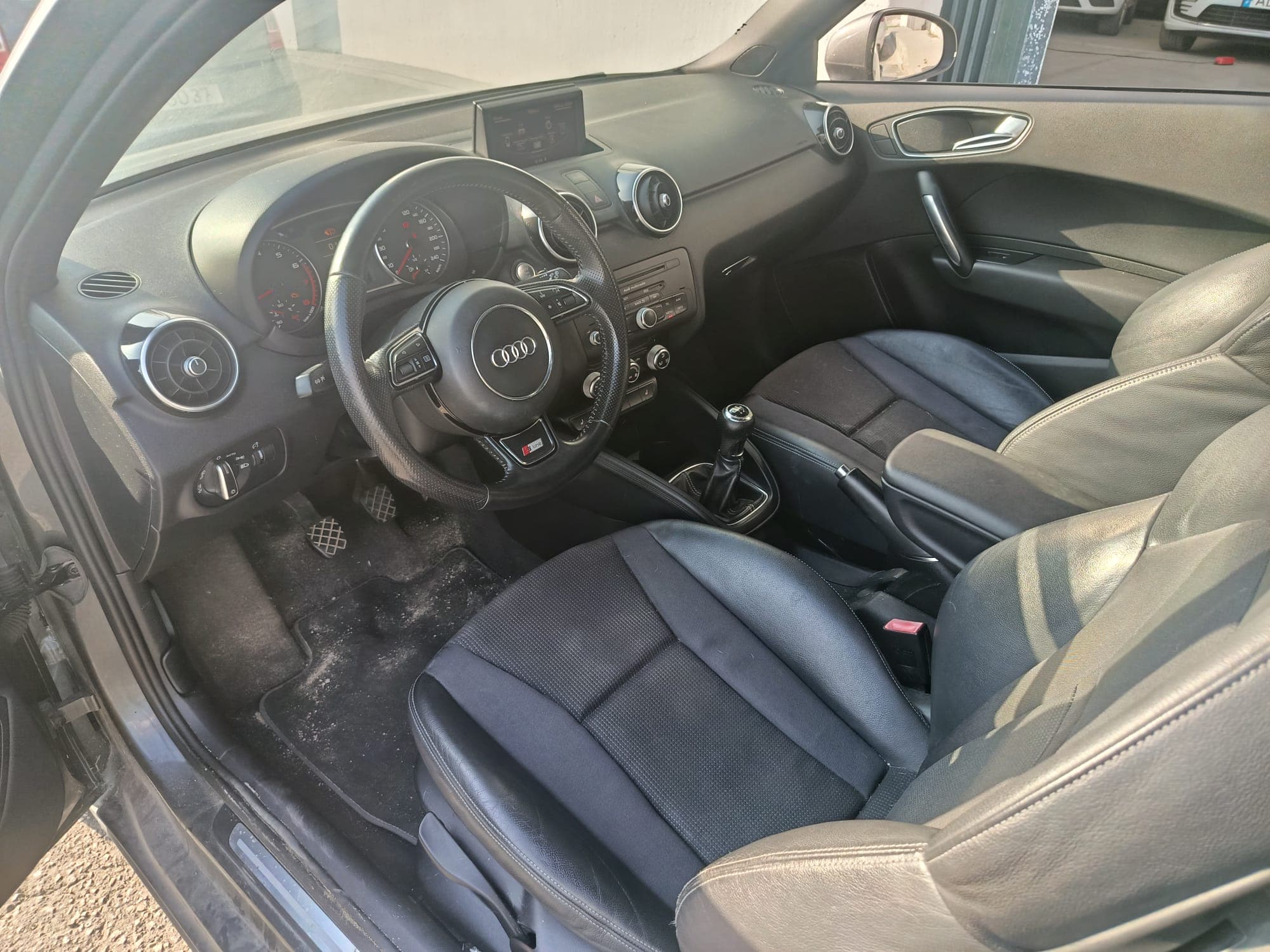 Audi A1 · Año 2011 — imagen 17