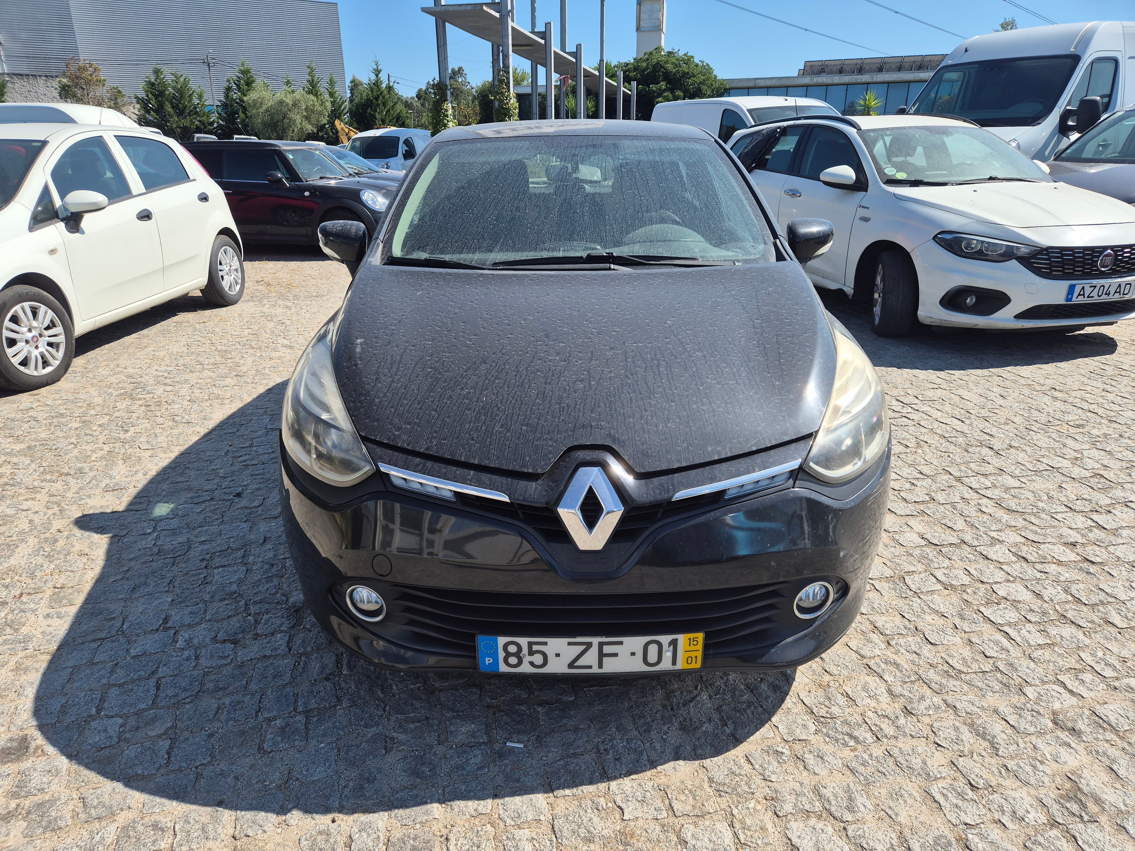 Renault Clio · Año 2015 — imagen 2
