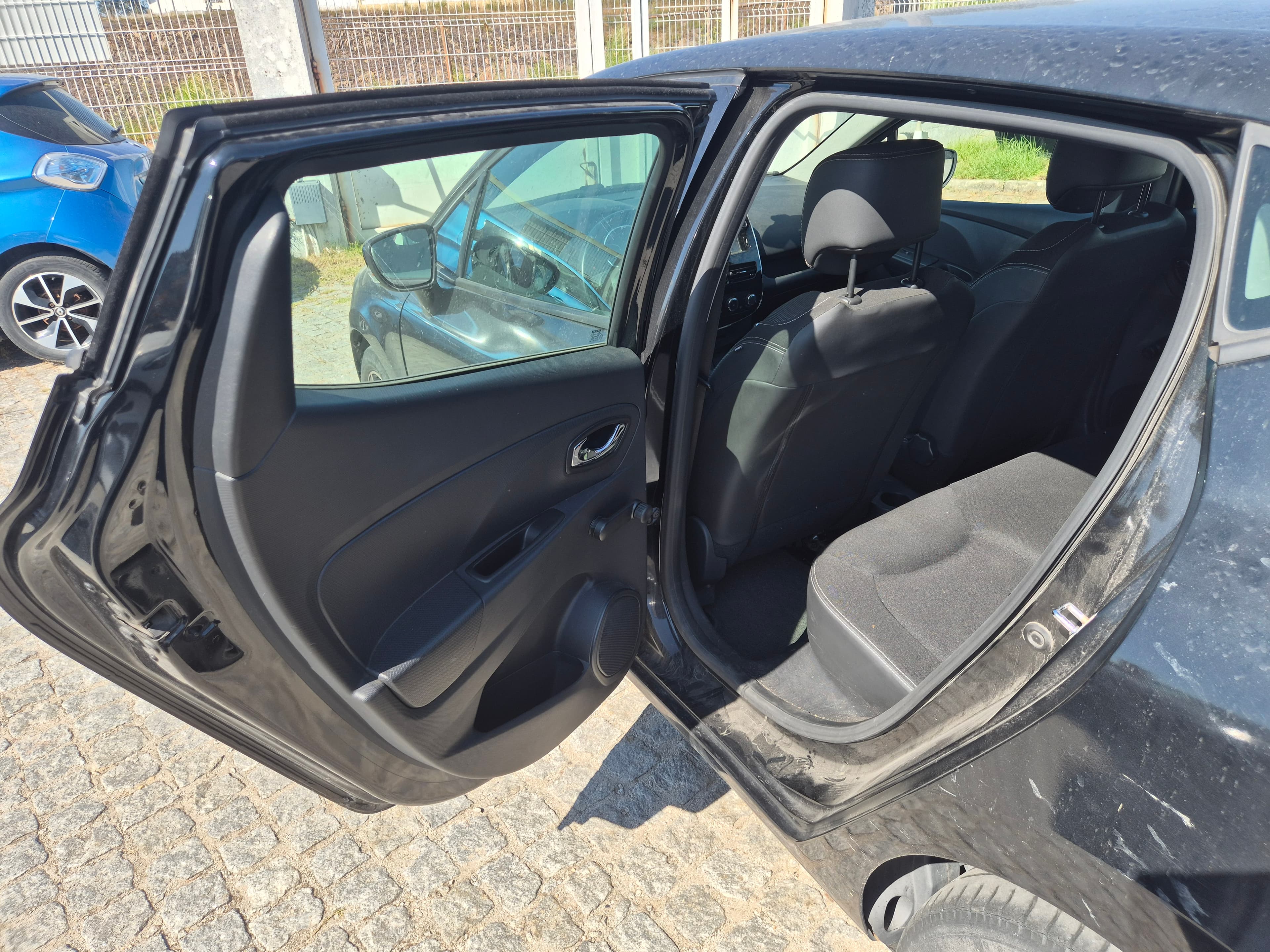 Renault Clio · Año 2015 — imagen 21