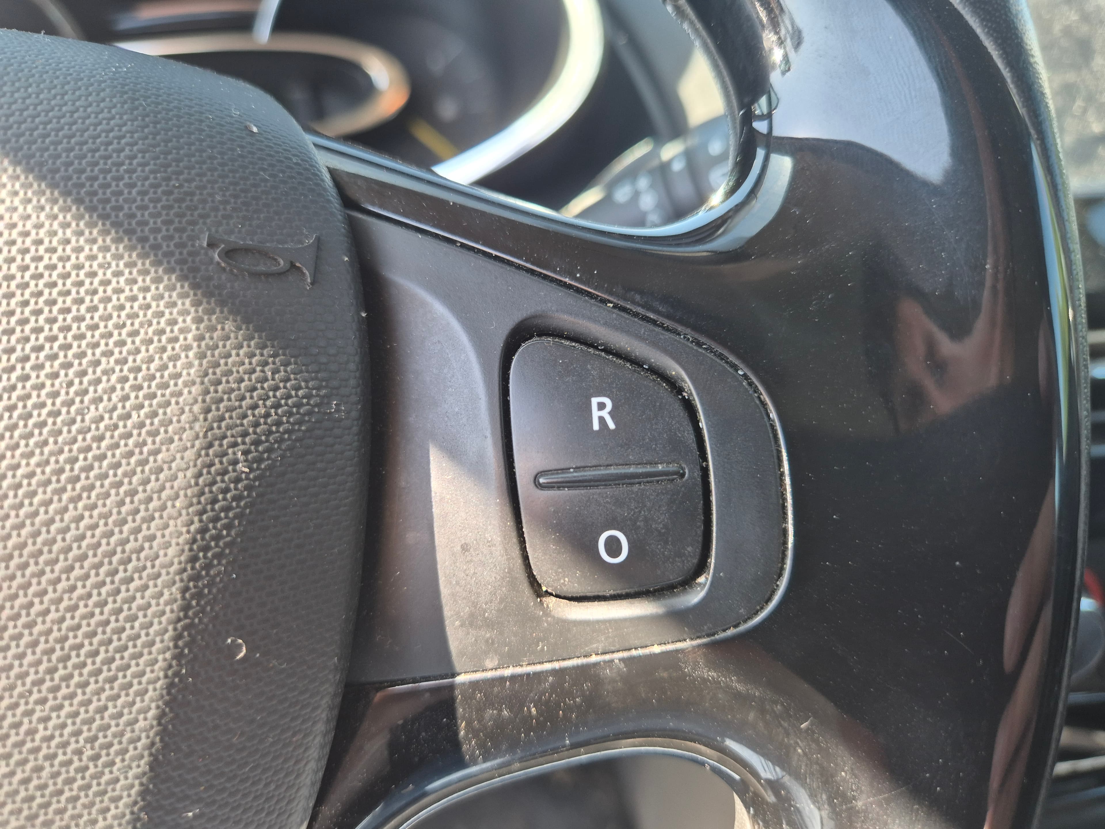 Renault Clio · Año 2015 — imagen 32