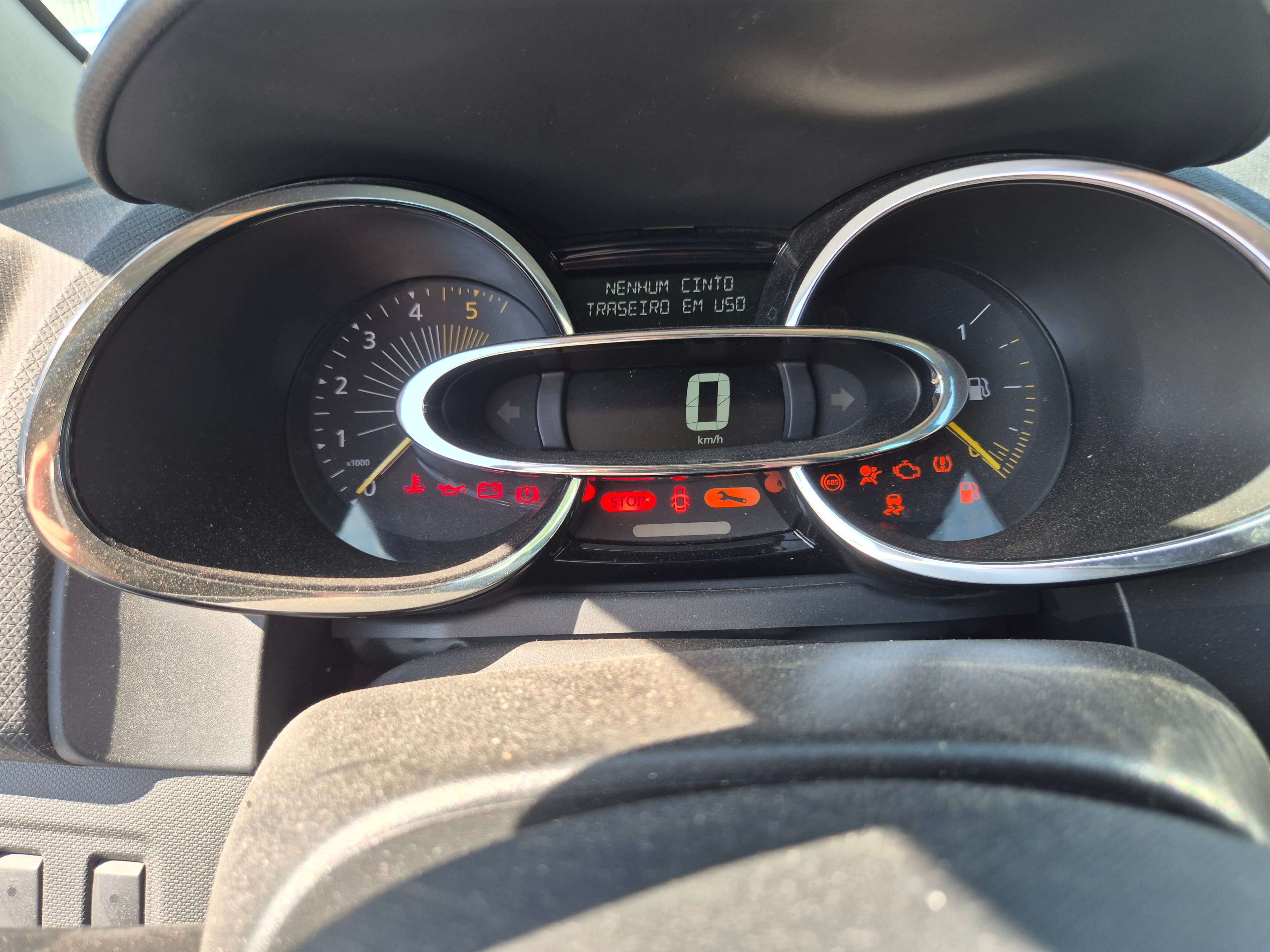 Renault Clio · Año 2015 — imagen 34