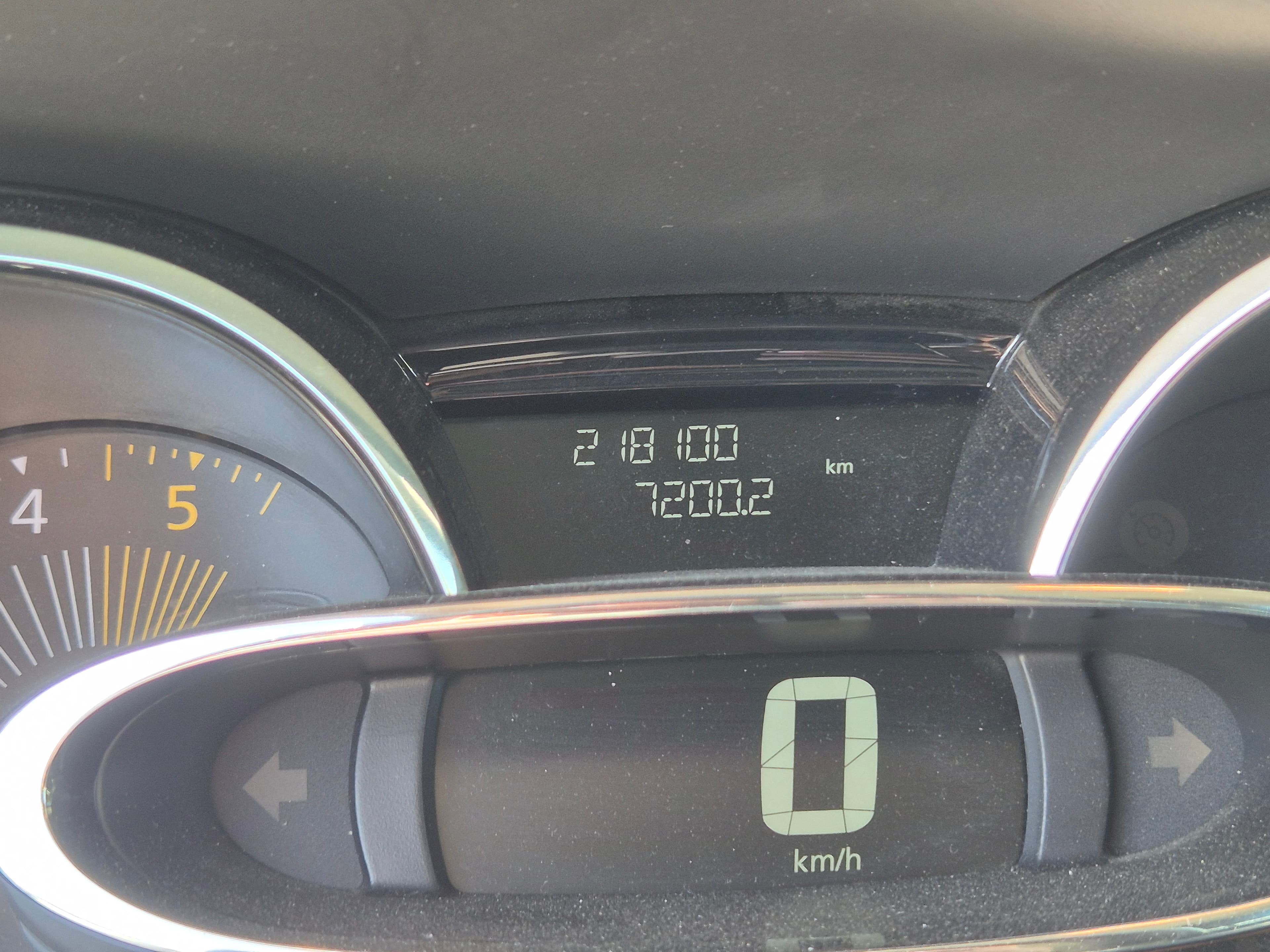 Renault Clio · Año 2015 — imagen 37
