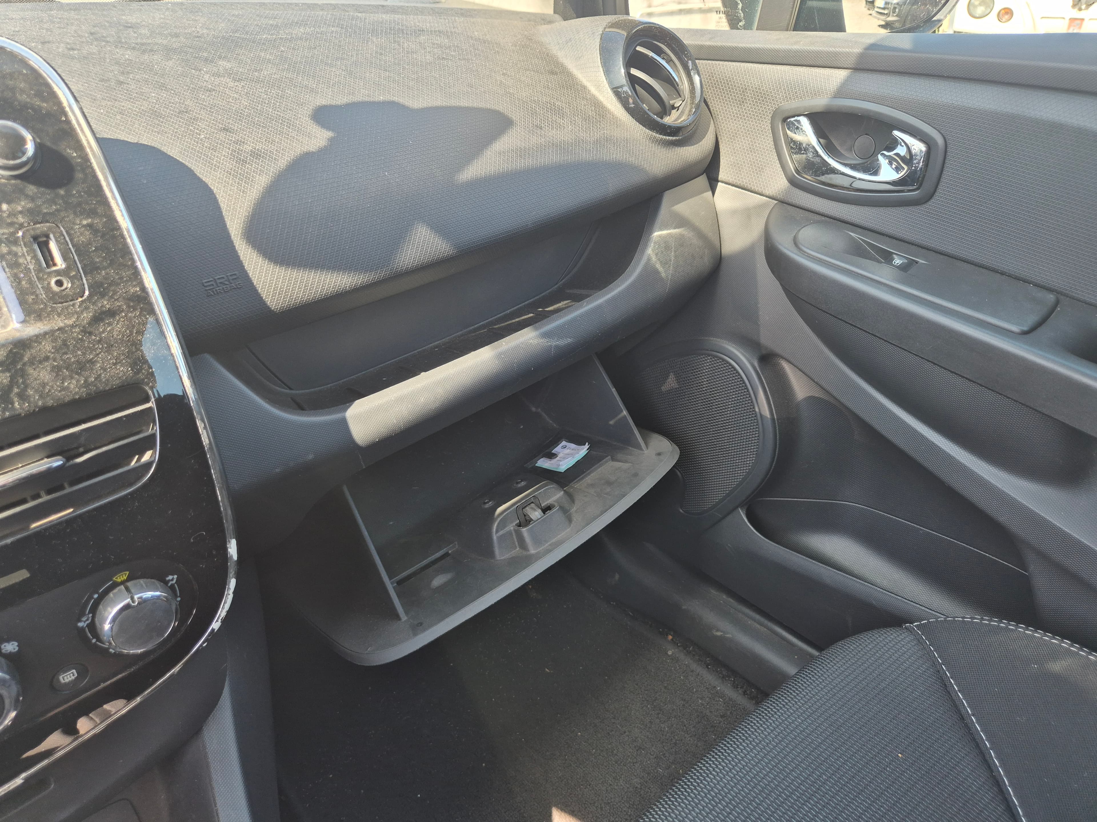 Renault Clio · Año 2015 — imagen 48