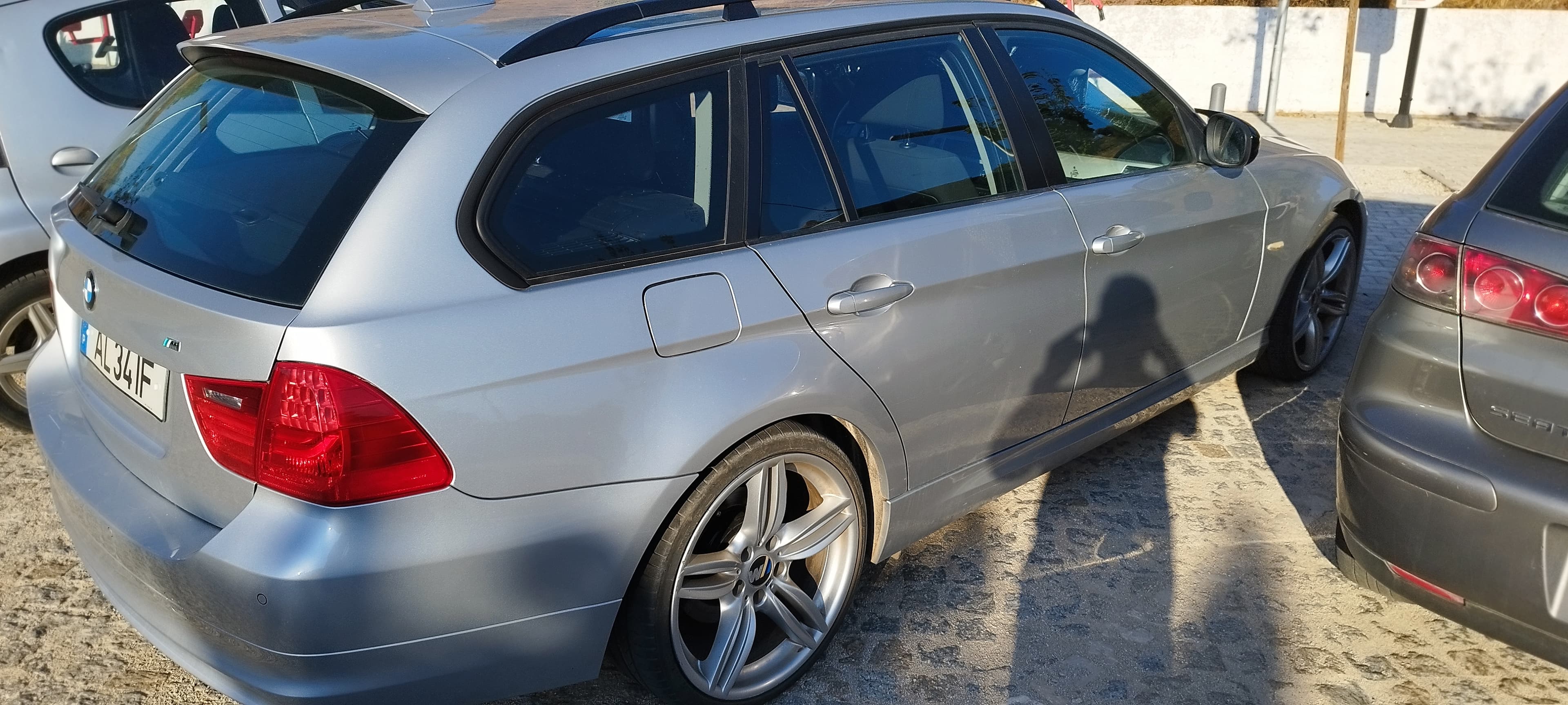 BMW 318d · Ano 2009 — image 3