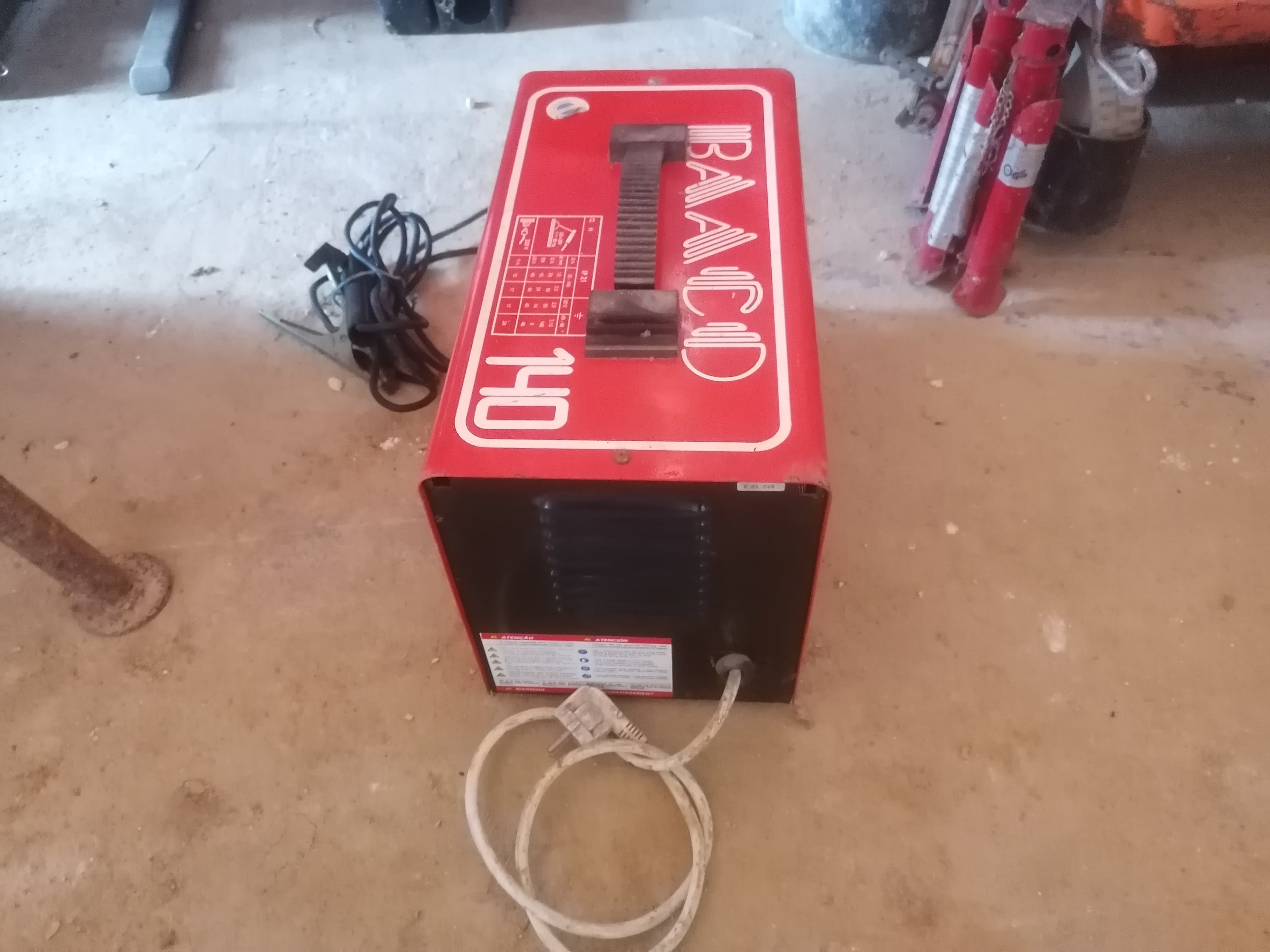 Máquina de soldar BAACO 140 — image 3