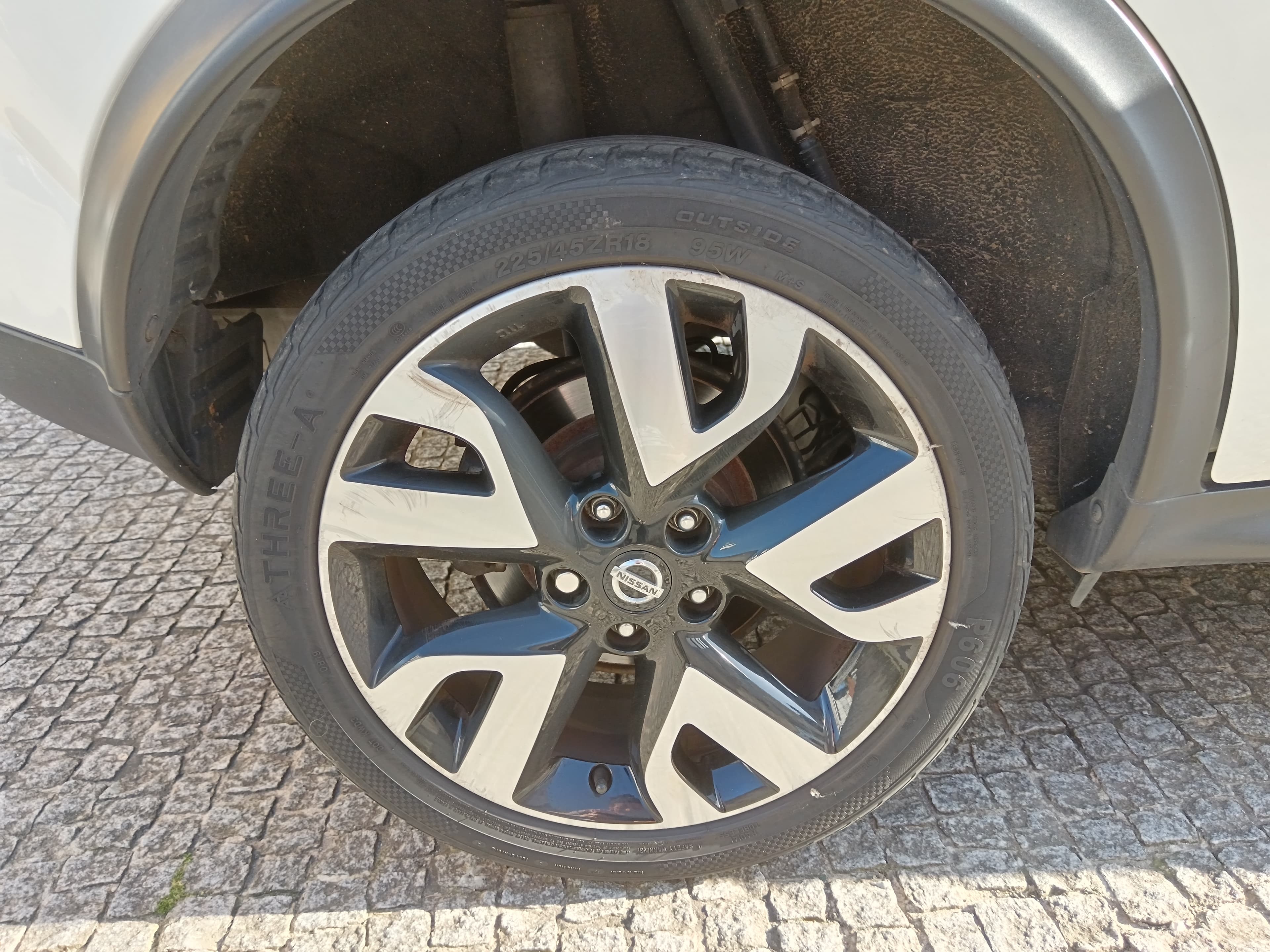 Nissan Juke · Ano 2014 — imagem 24
