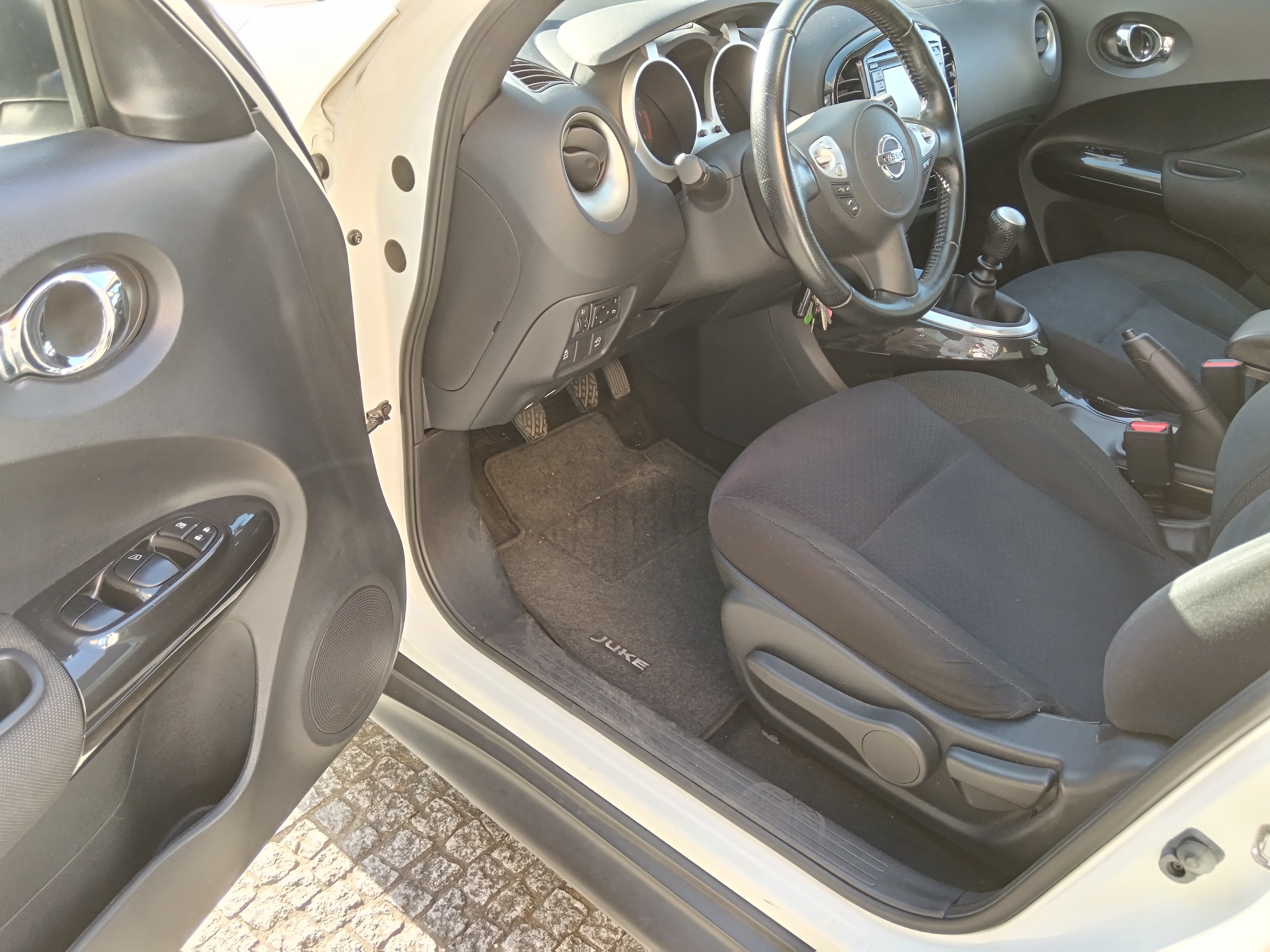 Nissan Juke · Ano 2014 — imagem 9