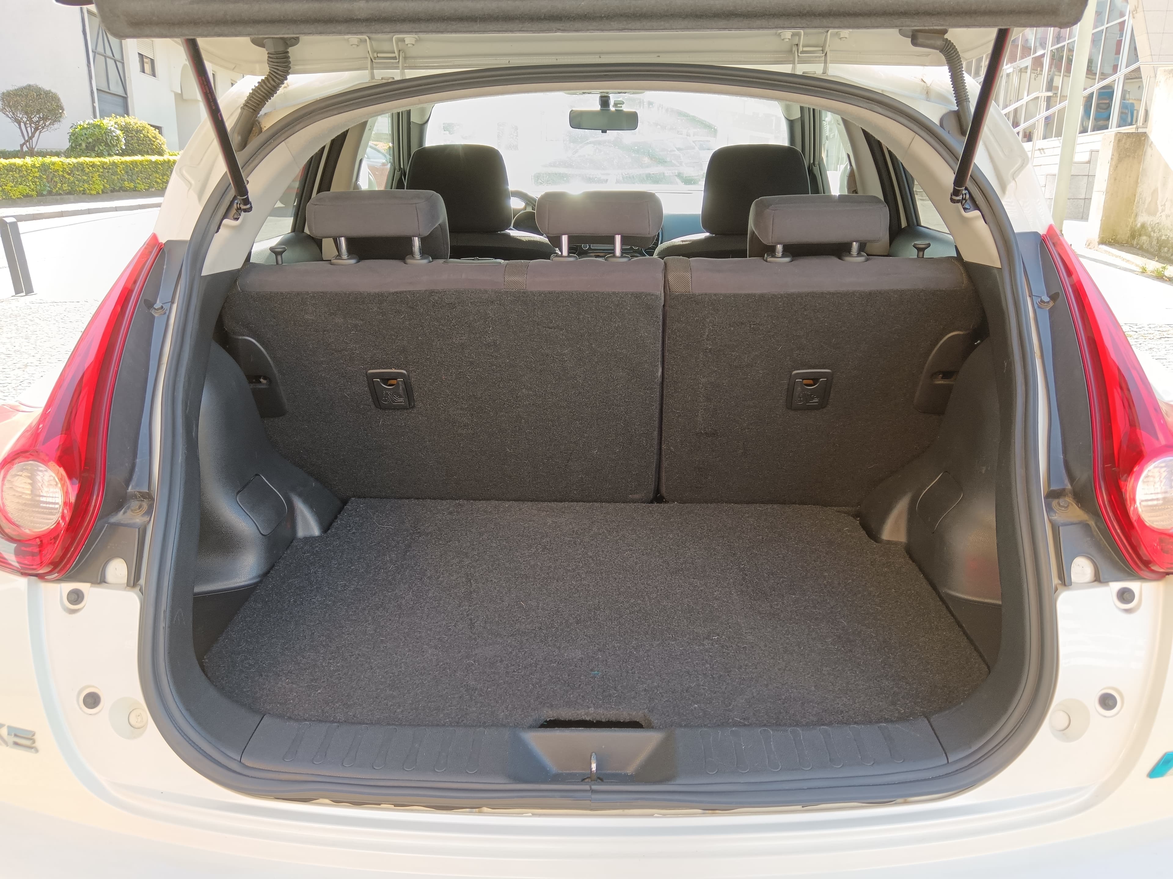 Nissan Juke · Ano 2014 — imagem 30