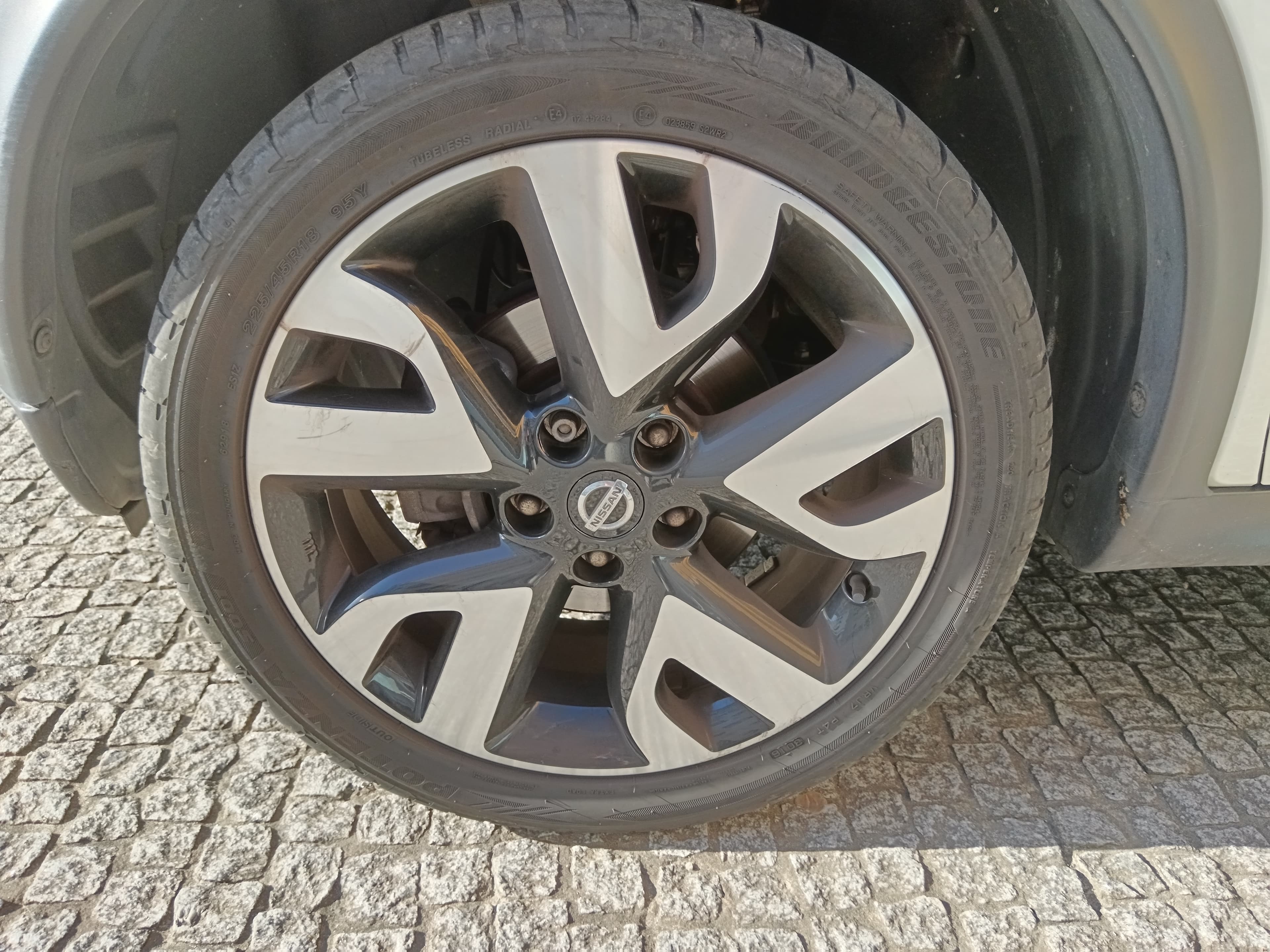 Nissan Juke · Ano 2014 — imagem 25