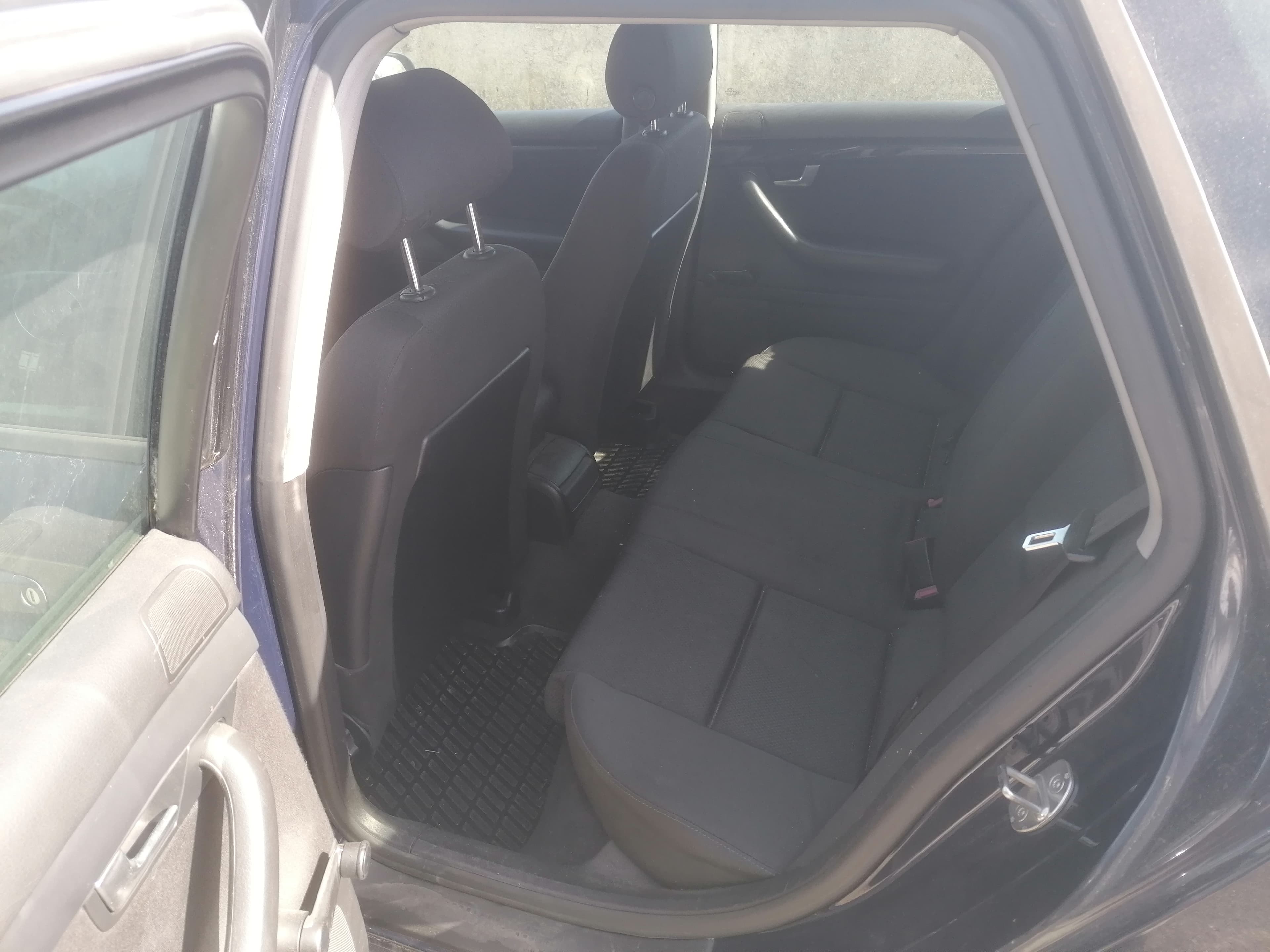 Audi A4 Avant 1.9 TDI · Ano 2002 — imagem 11