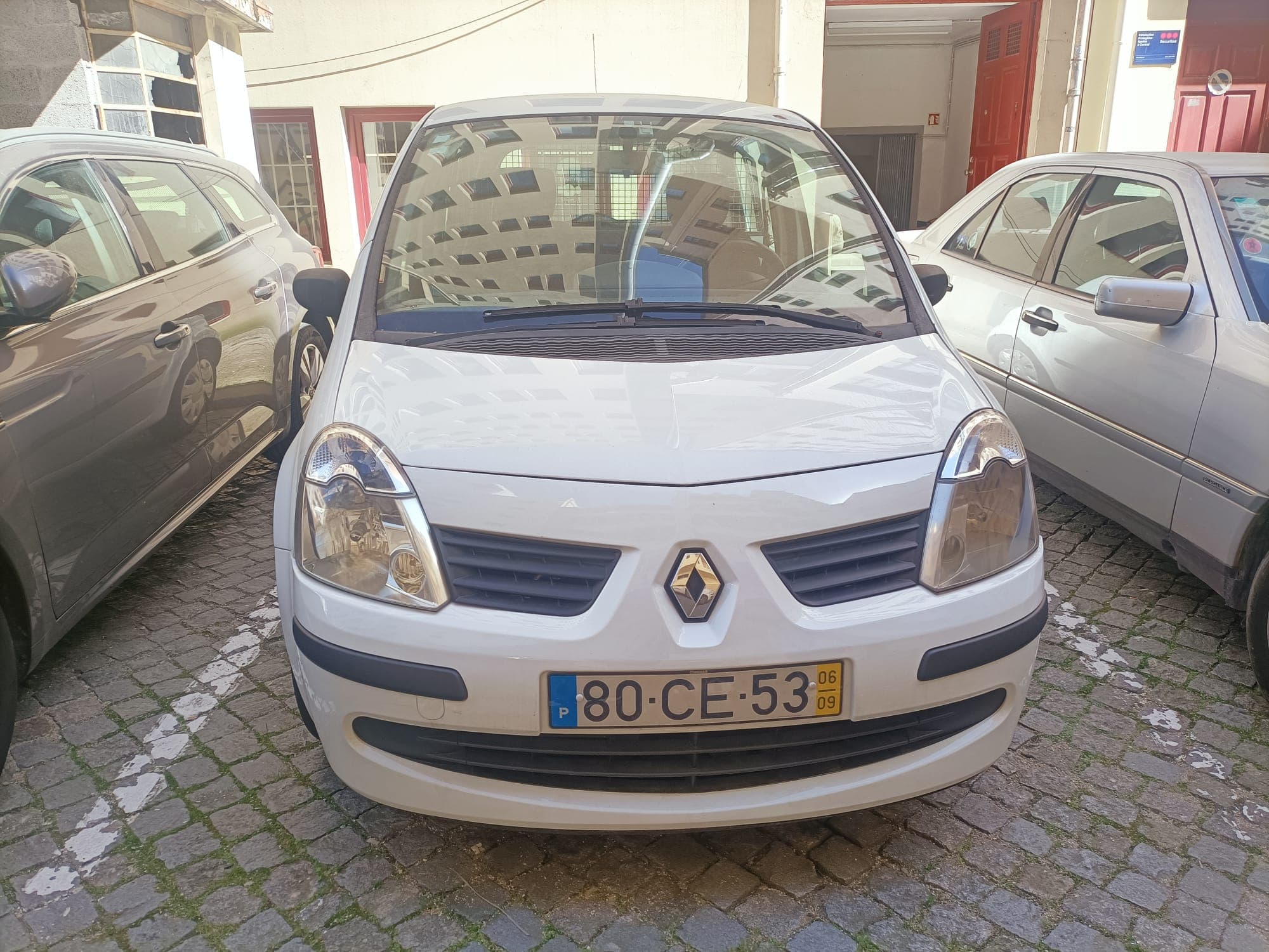 Renault Modus 1.5 dCi · Ano 2006 — imagem 1