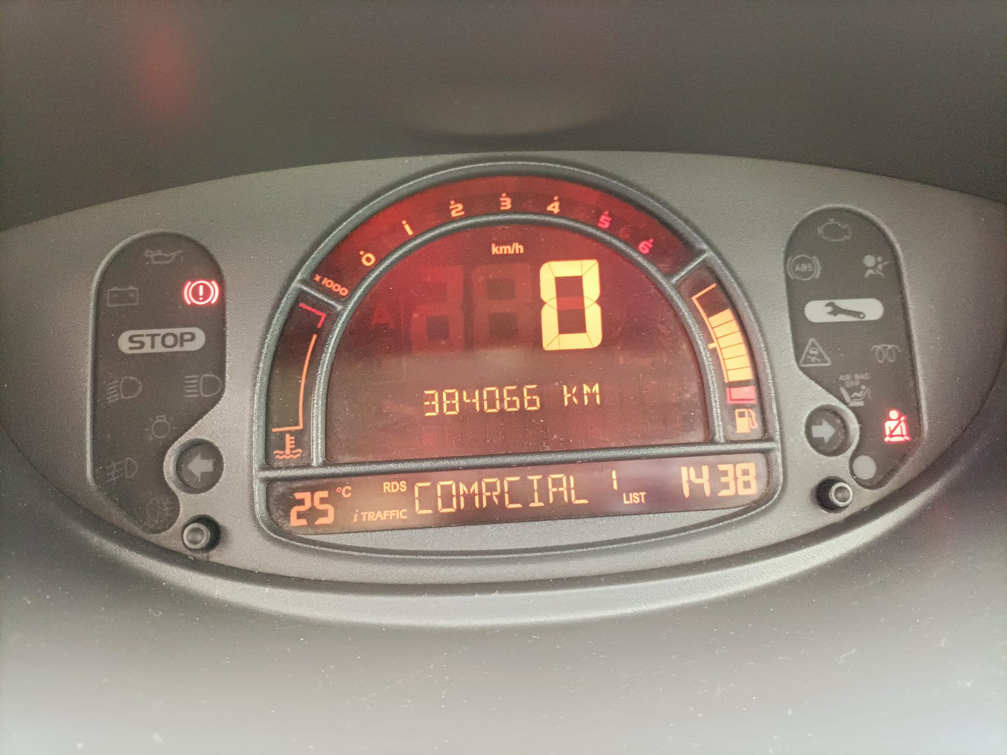 Renault Modus 1.5 dCi · Ano 2006 — imagem 10