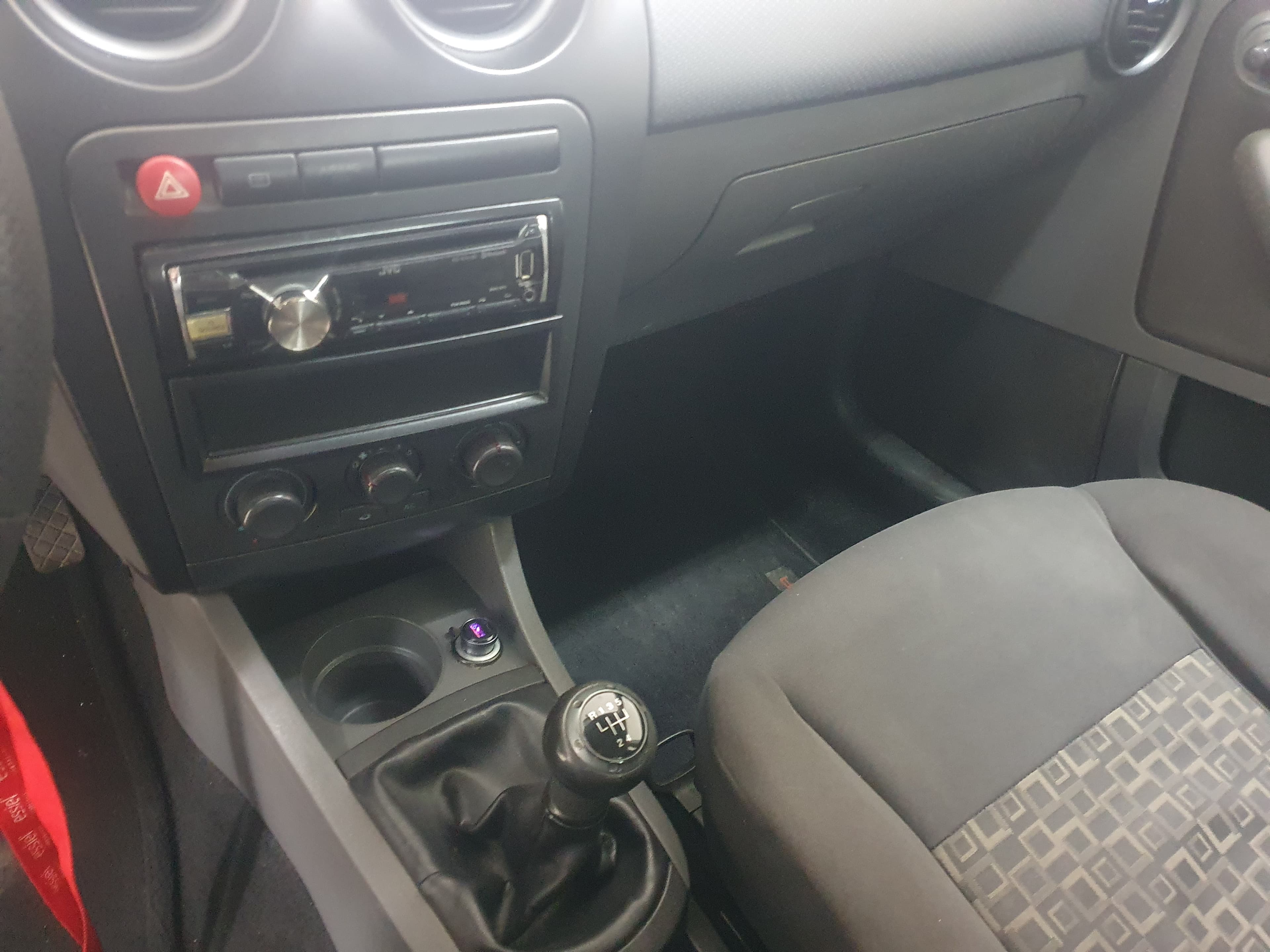 Seat Ibiza 1.4 TDI · Ano 2009 - CESSAÇÃO DO CONTRATO — imagen 17