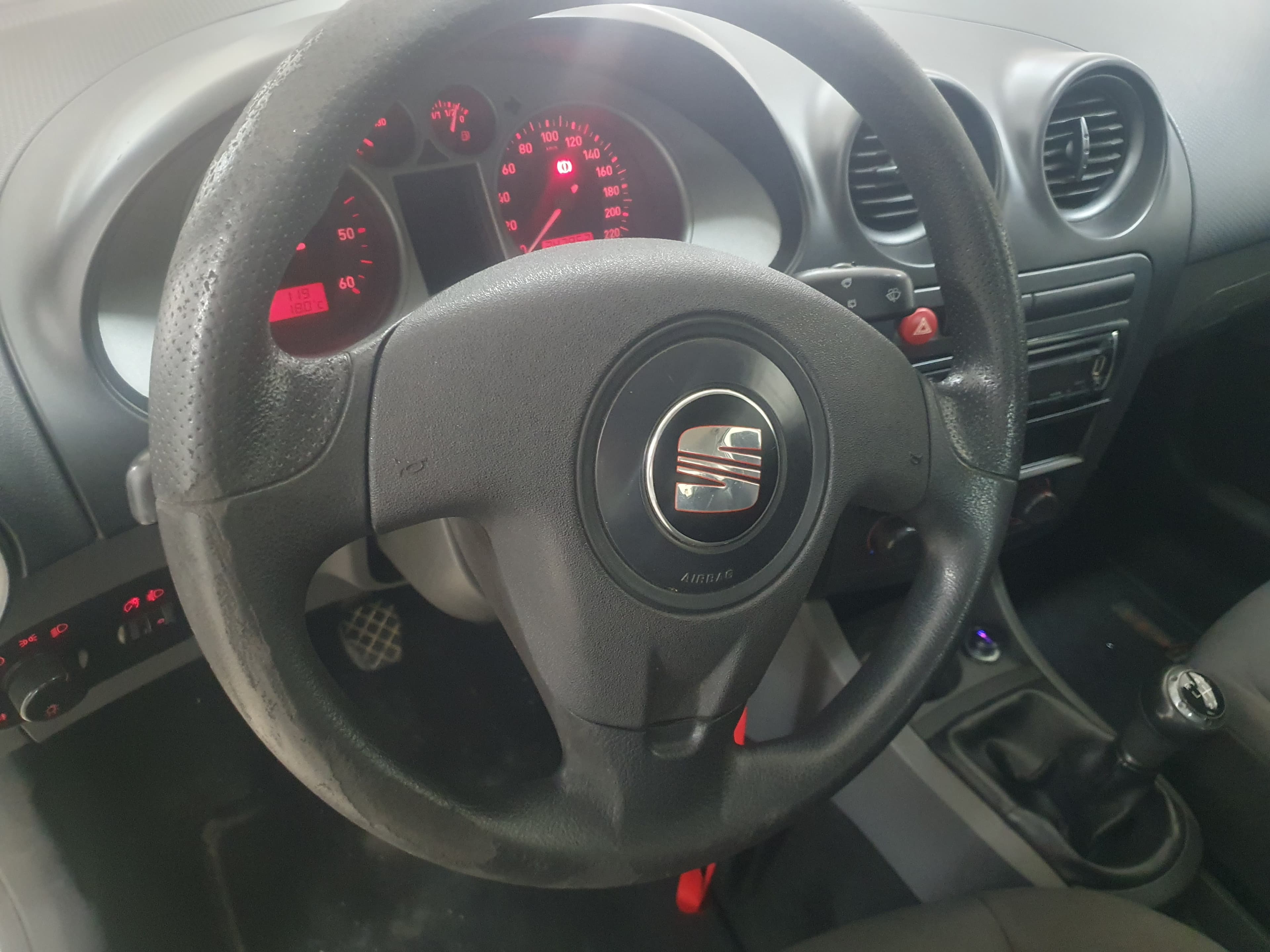 Seat Ibiza 1.4 TDI · Ano 2009 - CESSAÇÃO DO CONTRATO — imagen 16