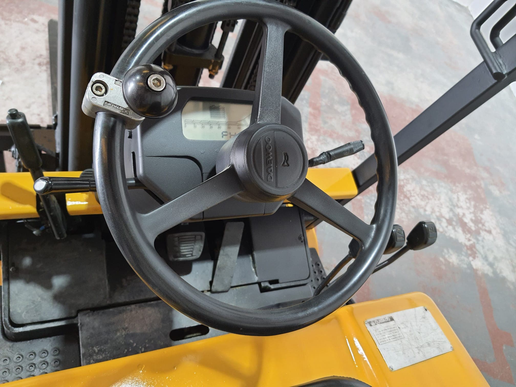 Empilhador Elétrico DAEWOO E16X - RETIRADO — imagen 2