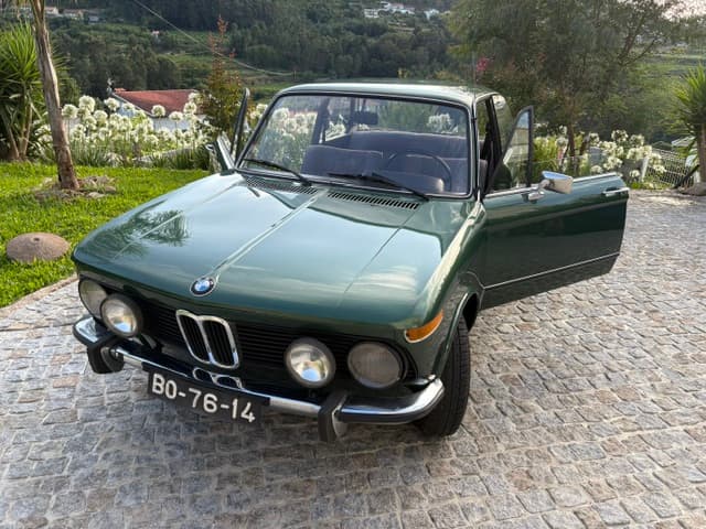 BMW 1502 · Clássico de 1975 — image 4