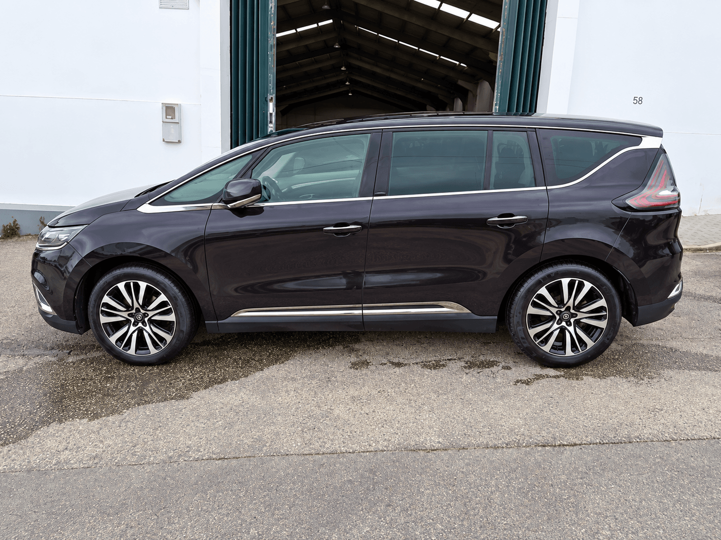 Renault Espace V 1.6 dCi Initiale Paris EDC · Year 2016 — image 3