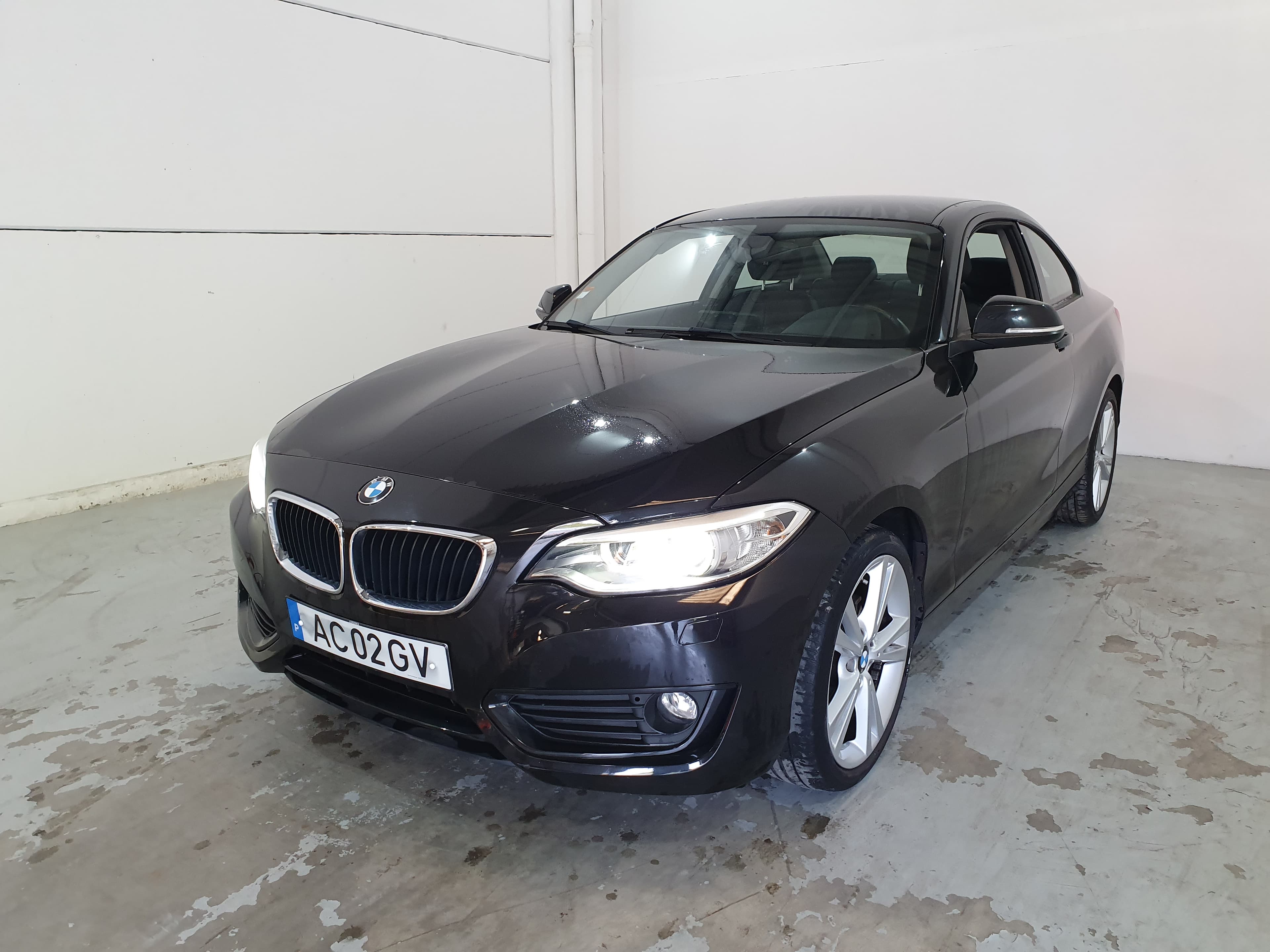BMW 218 2.0D Coupé · Ano 2016   AC-02-GV