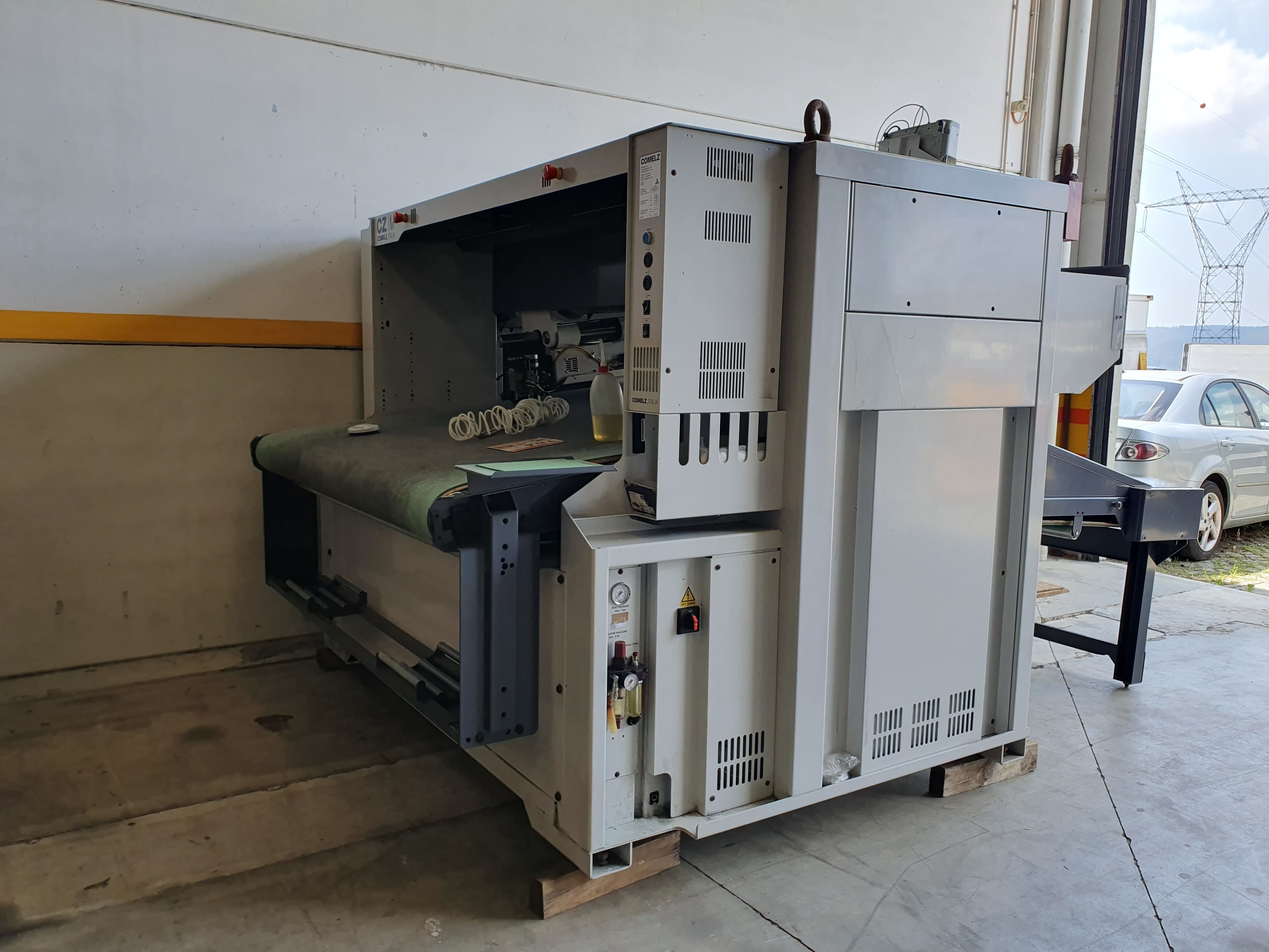 Máquina Corte Comelz Modelo CZ/M