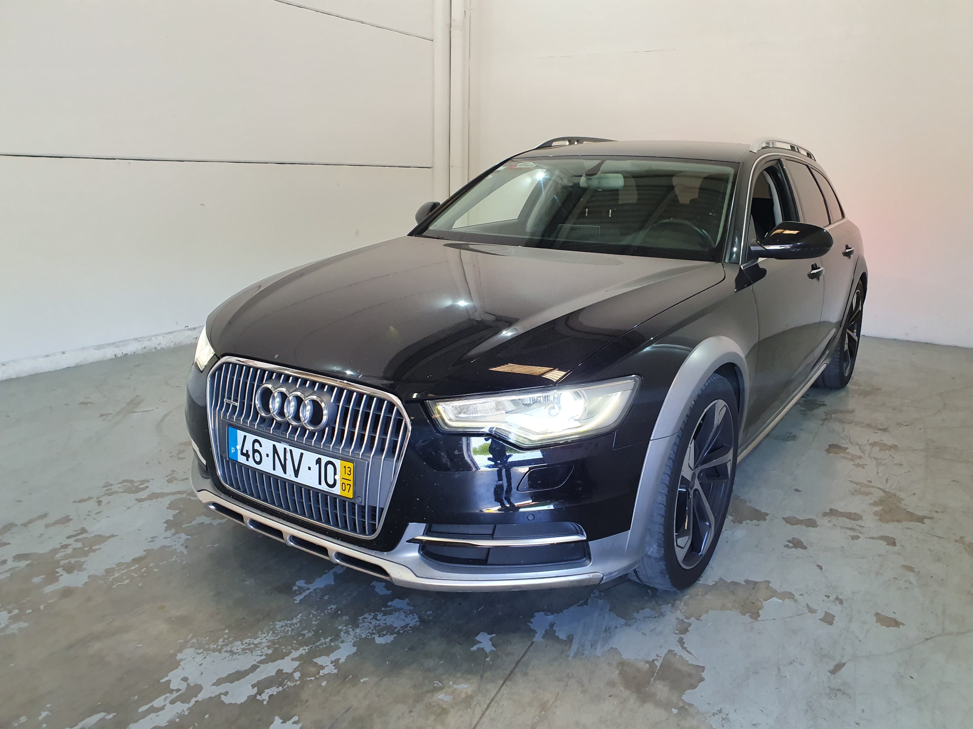 Audi A6 TDI Allroad · Ano 2013   46-NV-10