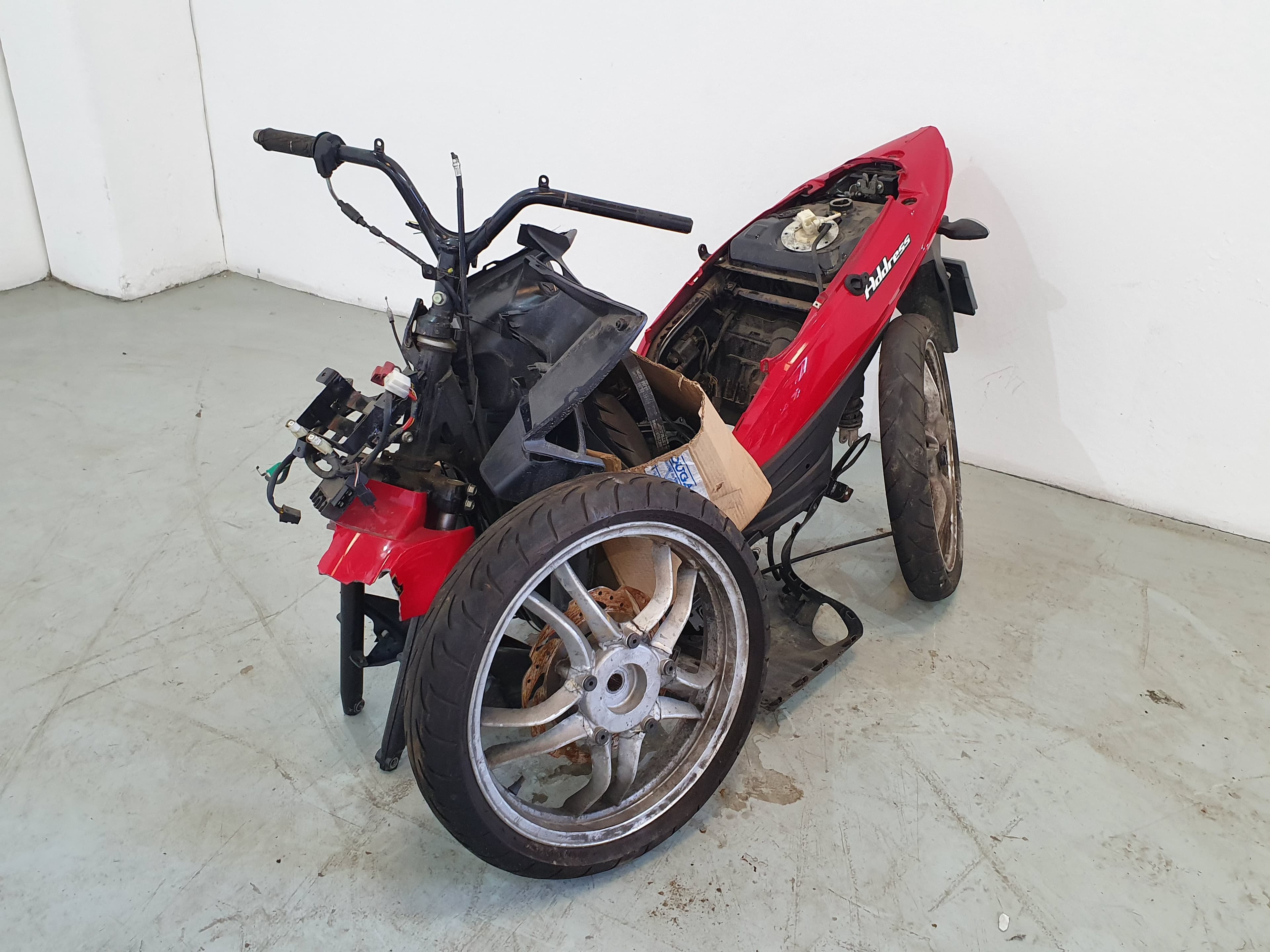 Suzuki UK 110 Address · Ano 2016   93-SE-11