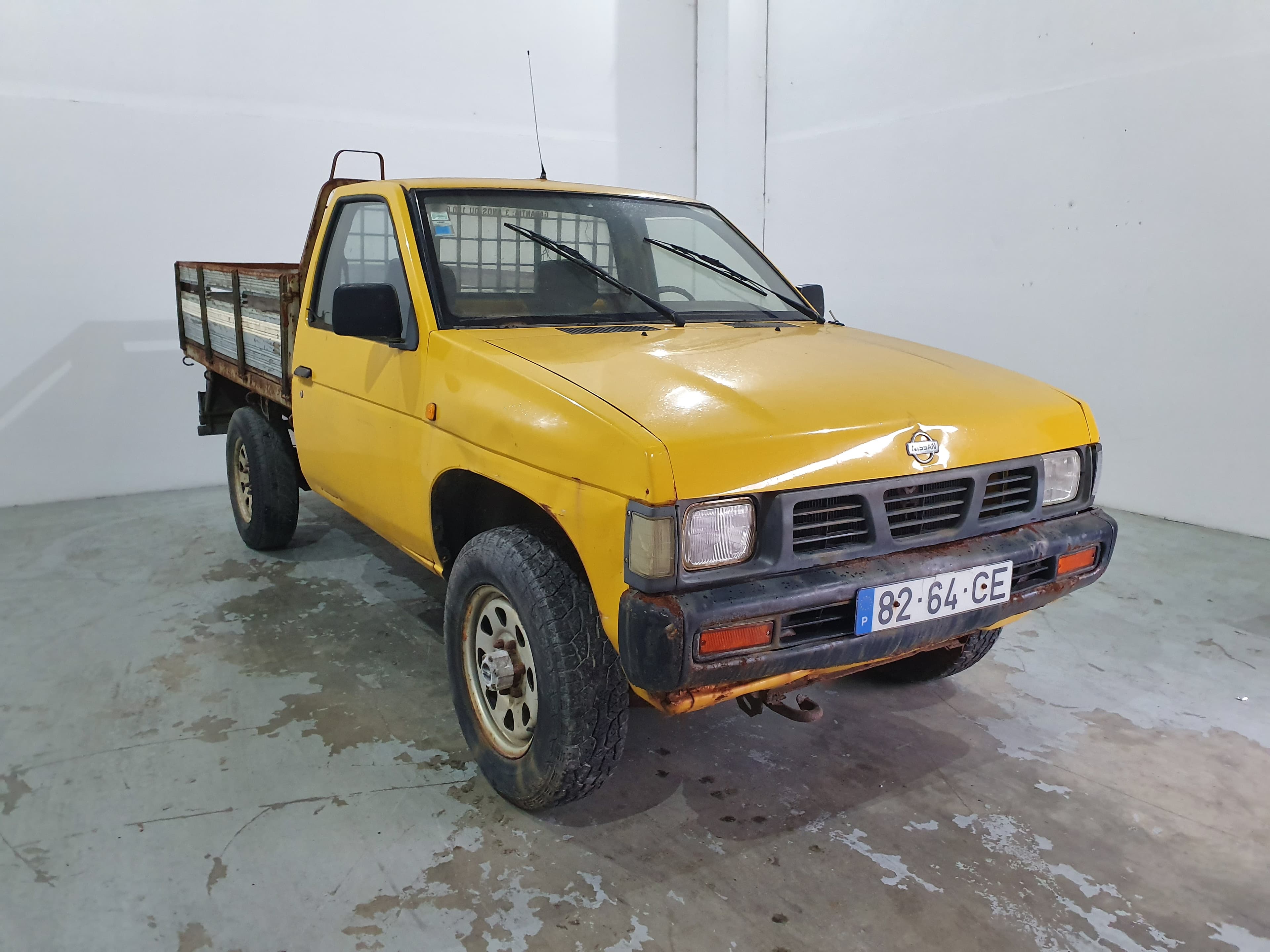 Nissan 4x4 · Ano 1993 82-64-CE