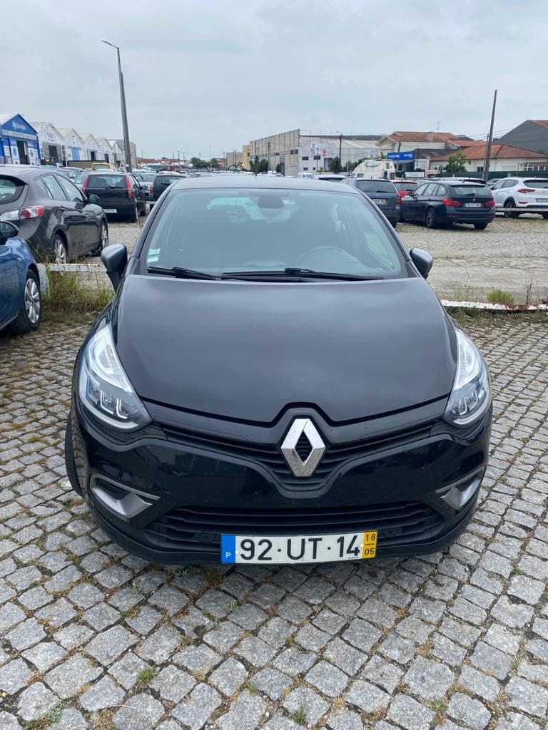 Renault Clio · Ano 2018  92-UT-14