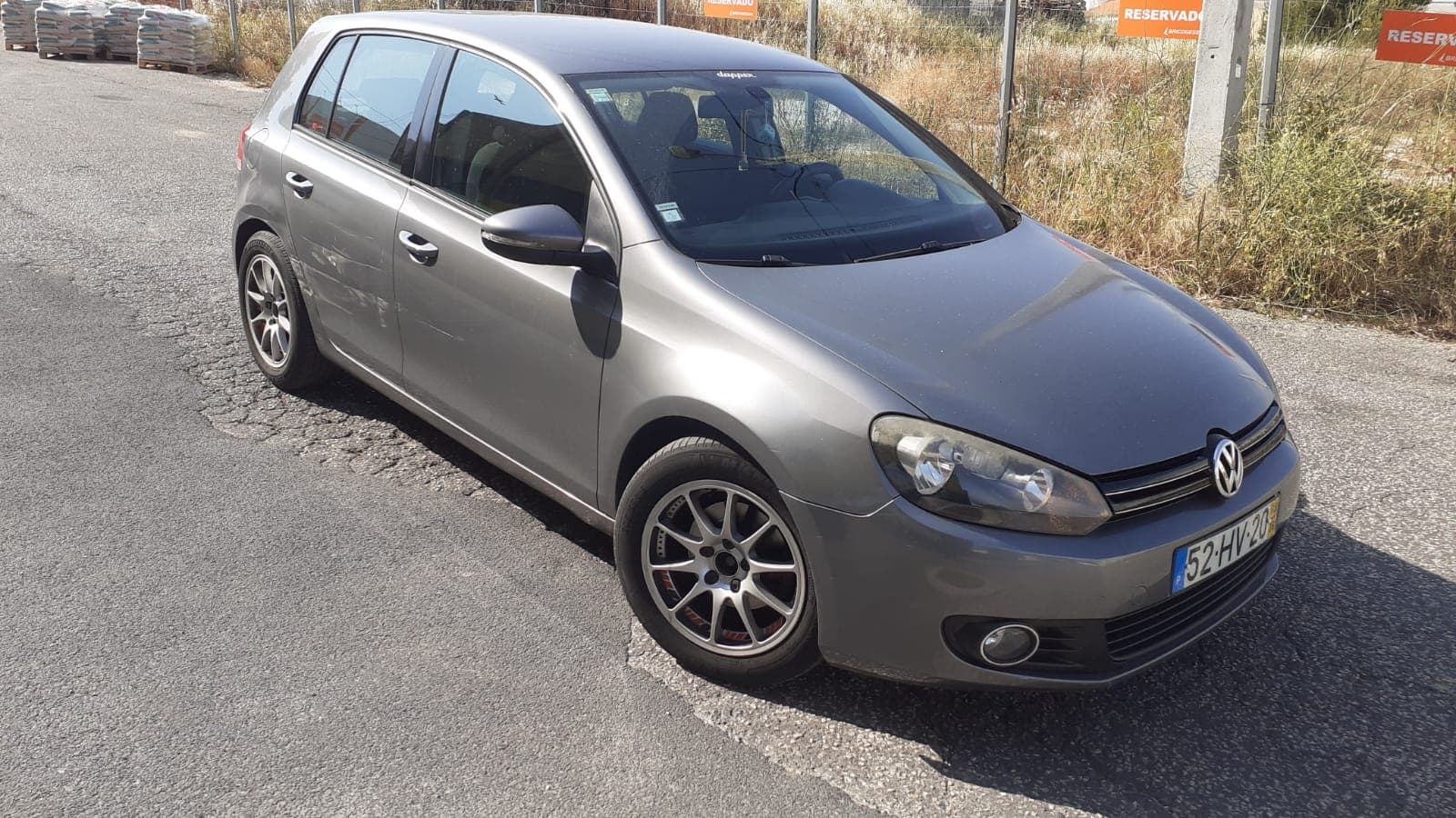 Volkswagen Golf 2.0 TDI · Ano 2009 52-HV-20