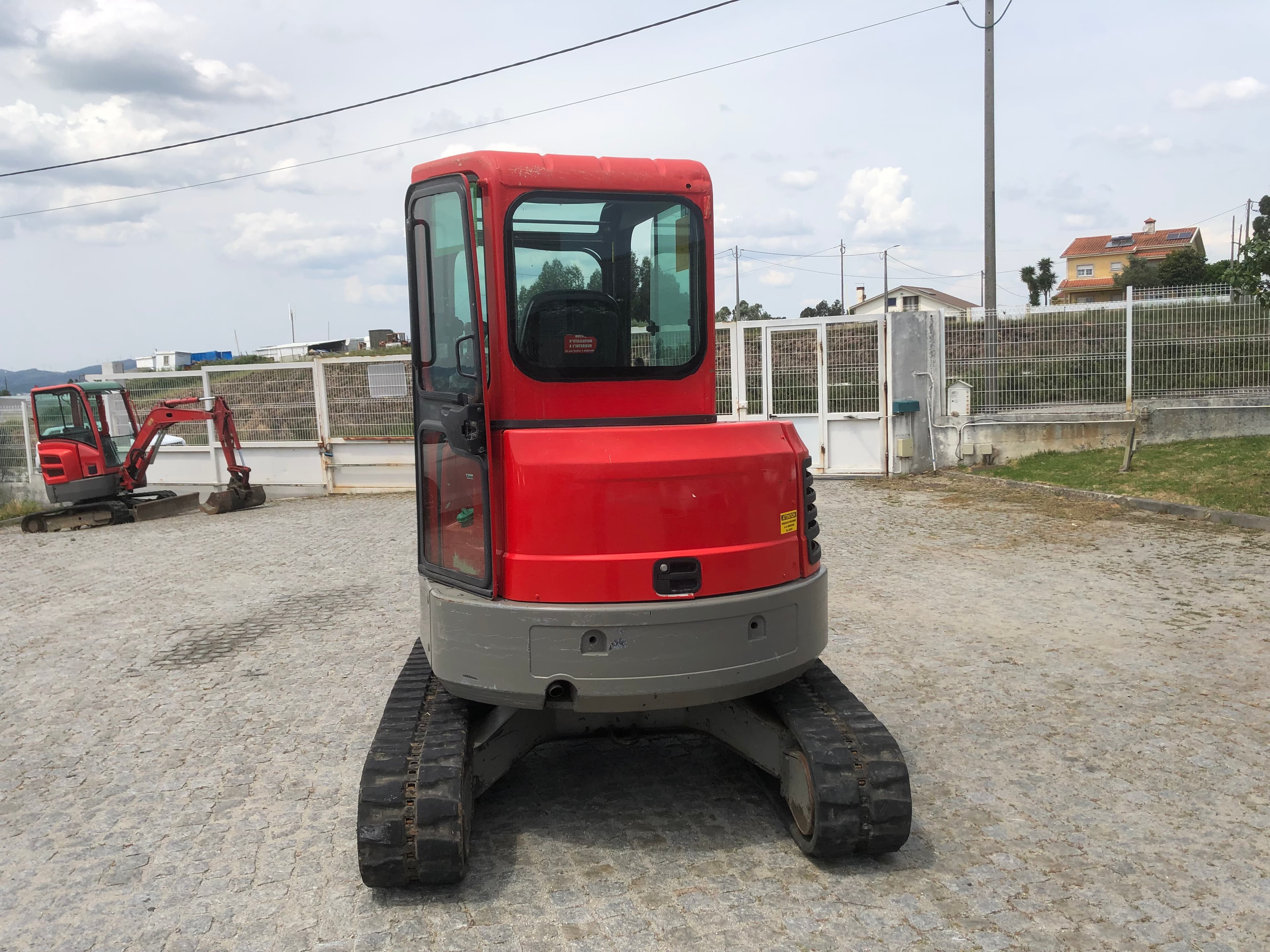 Mini Giratória Bobcat E 35 · Ano 2011