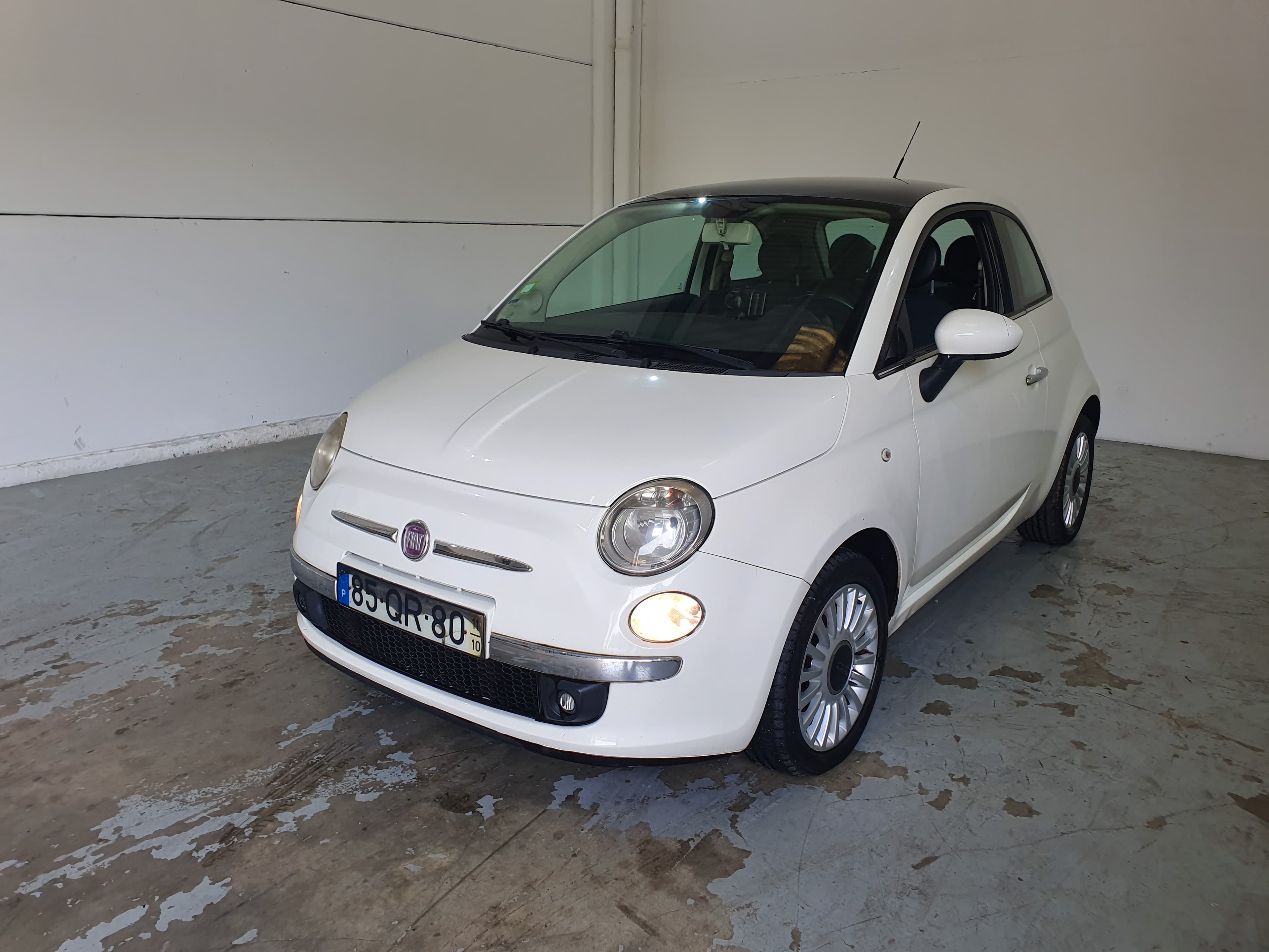 Fiat 500 · Ano 2011   85-QR-80
