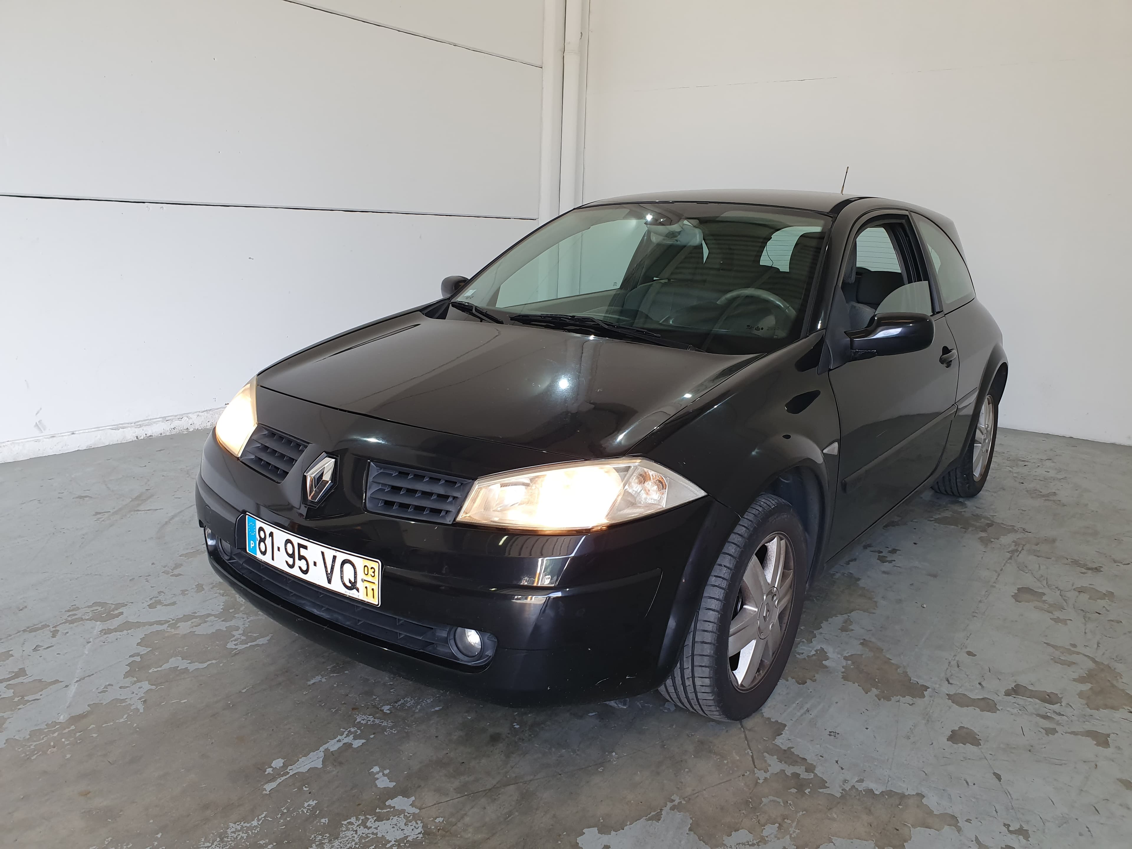 Renault Mégane · Ano 2003   81-95-VQ