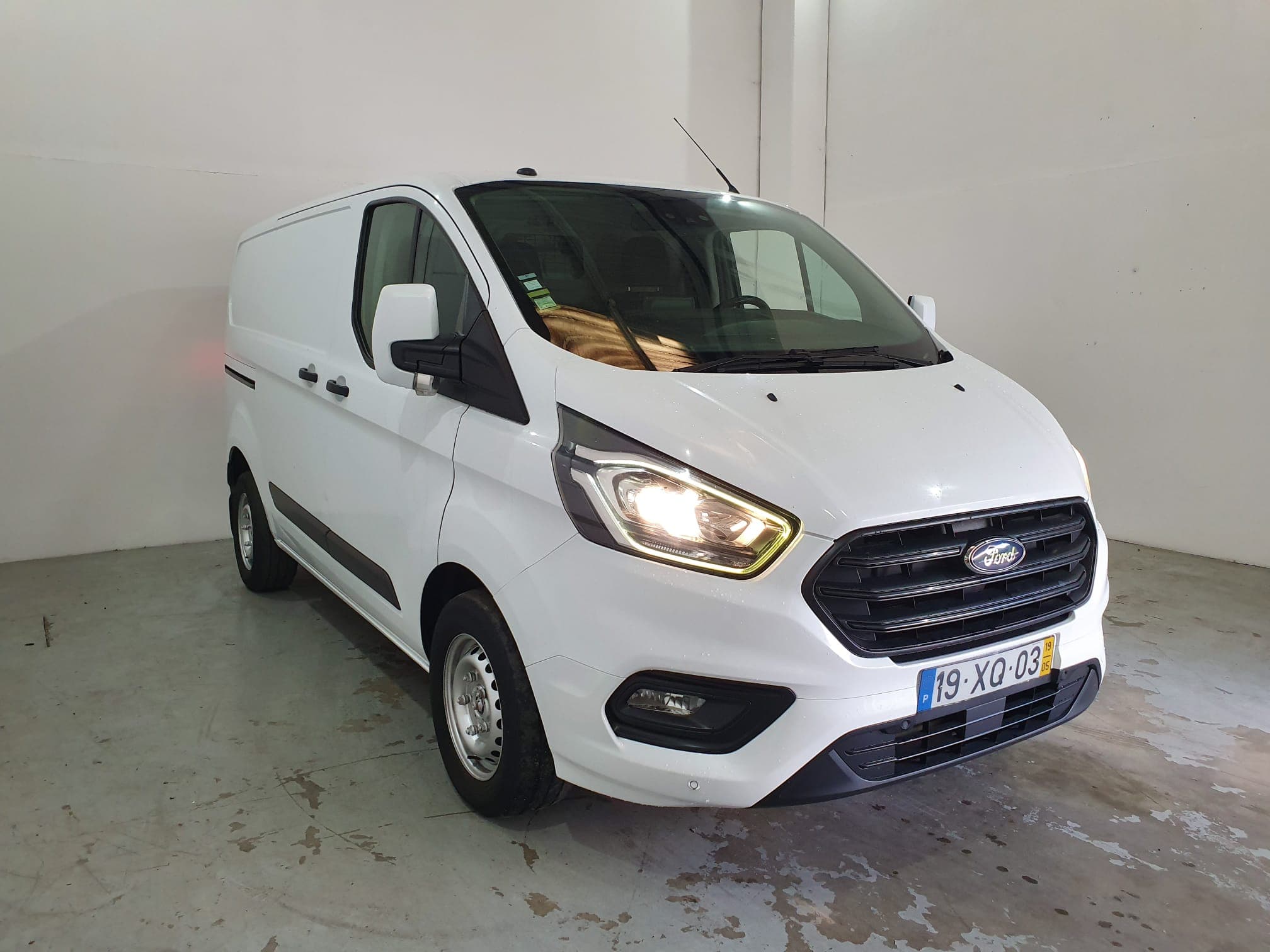 Ford Transit Custom · Ano 2019    19-XQ-03