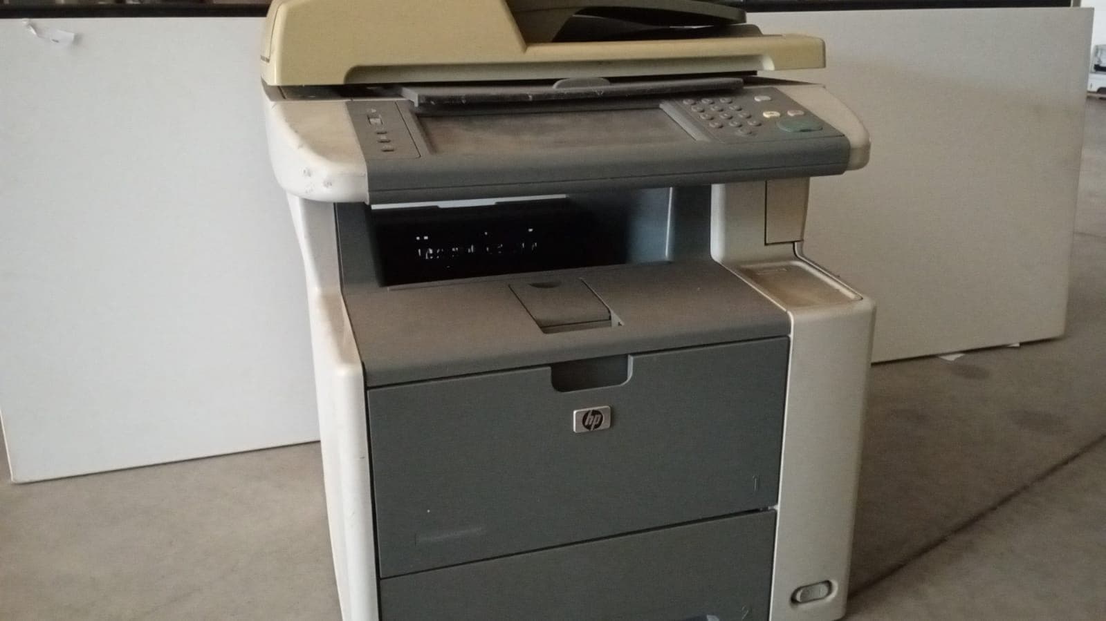 Fotocopiadora mutifuncional HP M3035 MFP