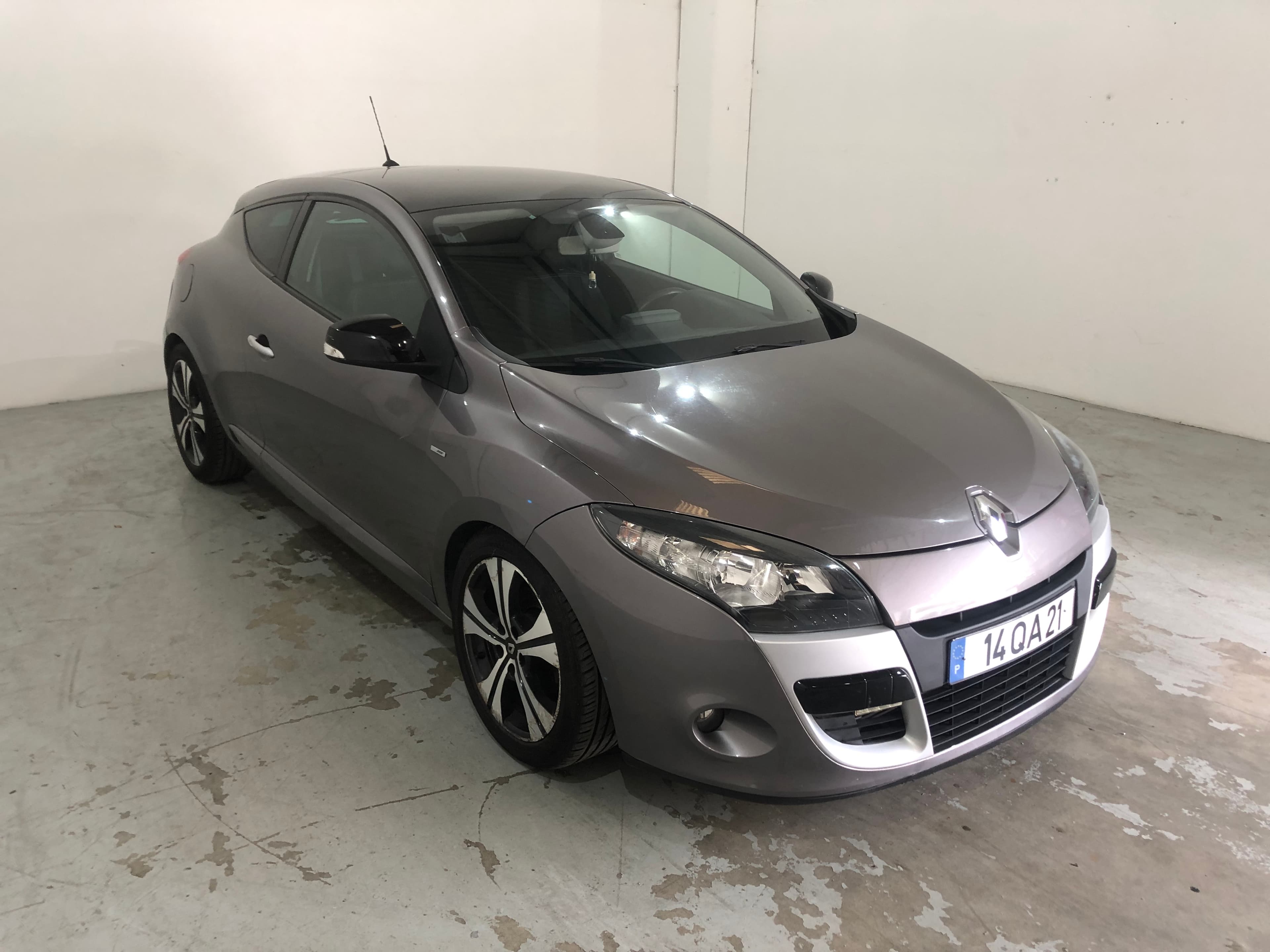 Renault Mégane · Ano 2011  14-QA-21
