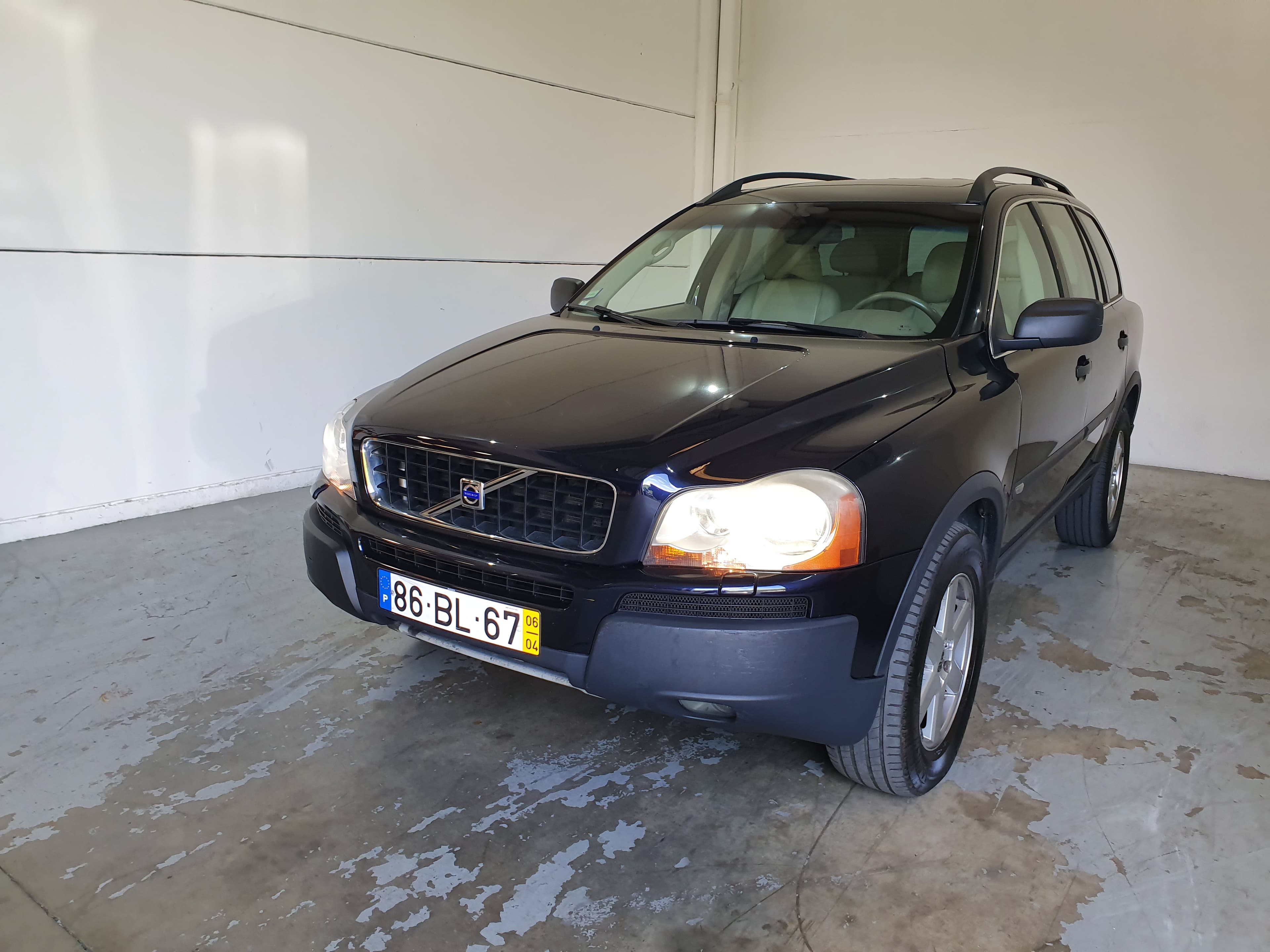 Volvo XC90 · Ano 2006   86-BL-67