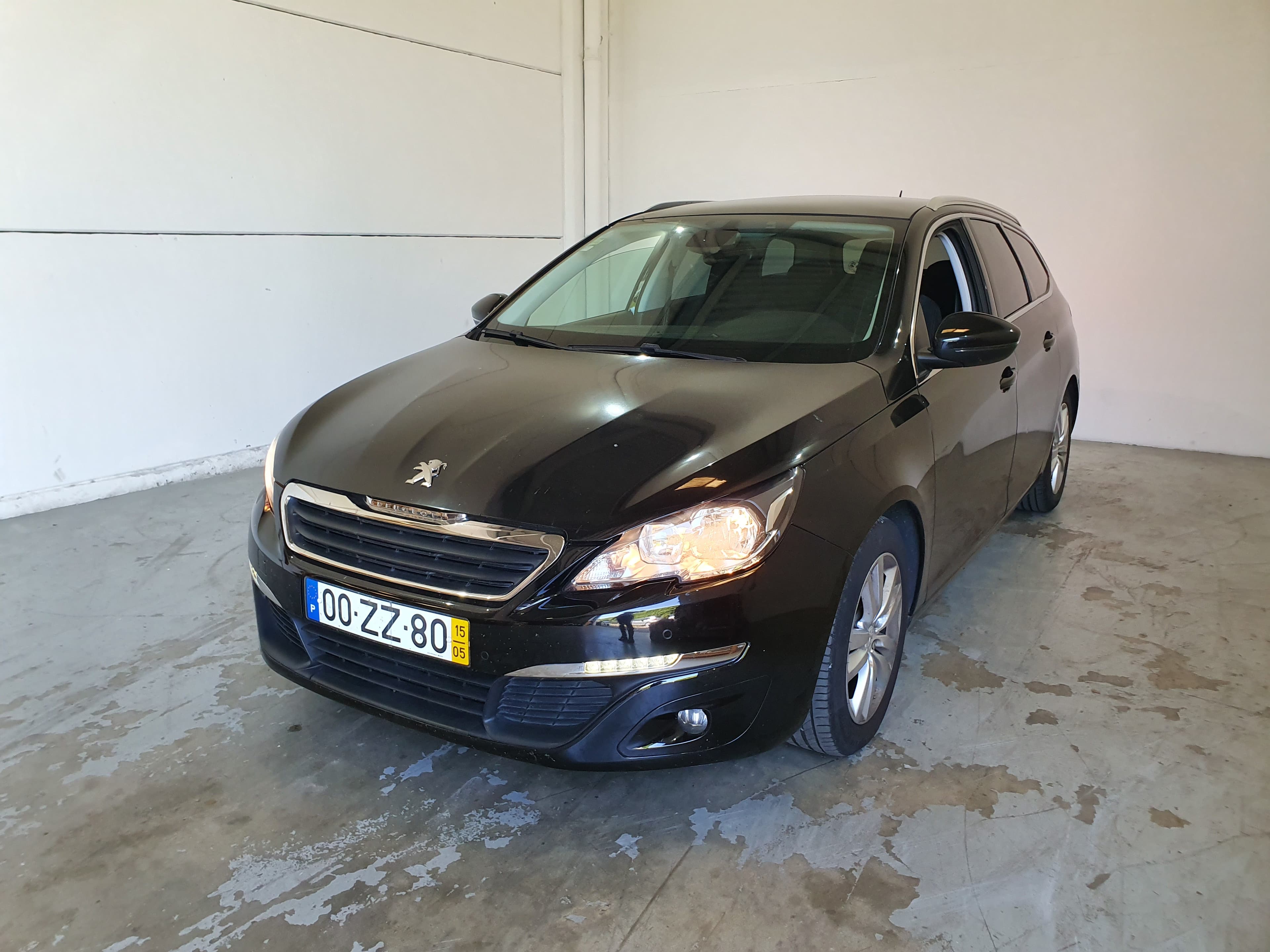 Peugeot 308 · Ano 2015   00-ZZ-80