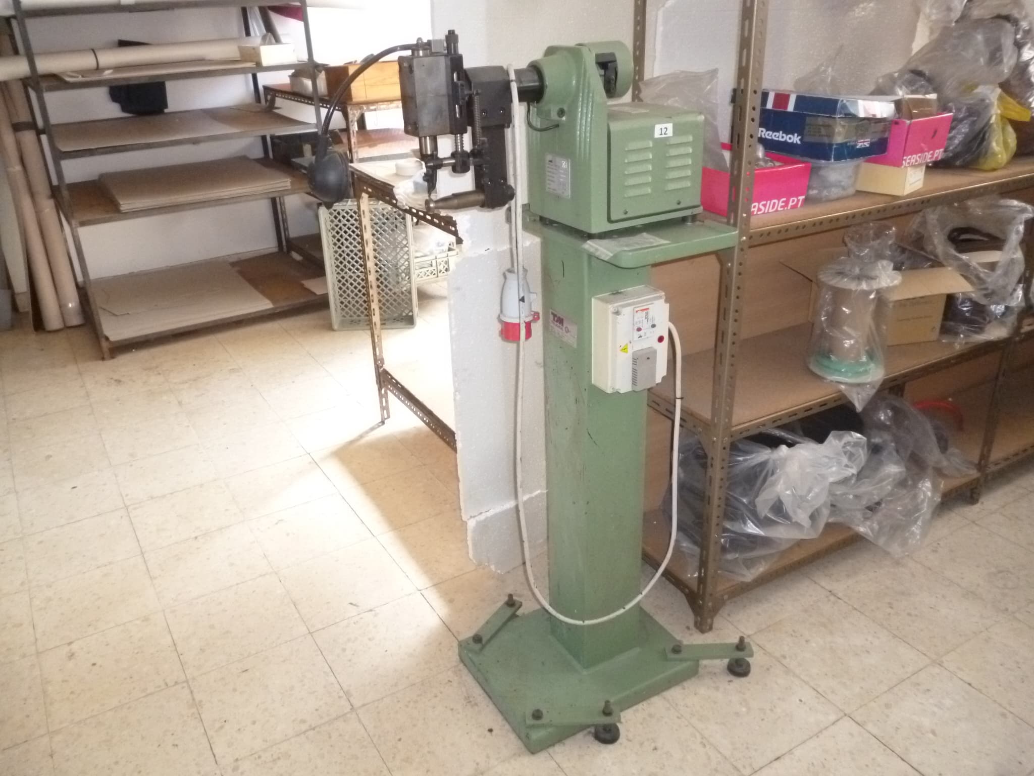 Máquina de rendilhar