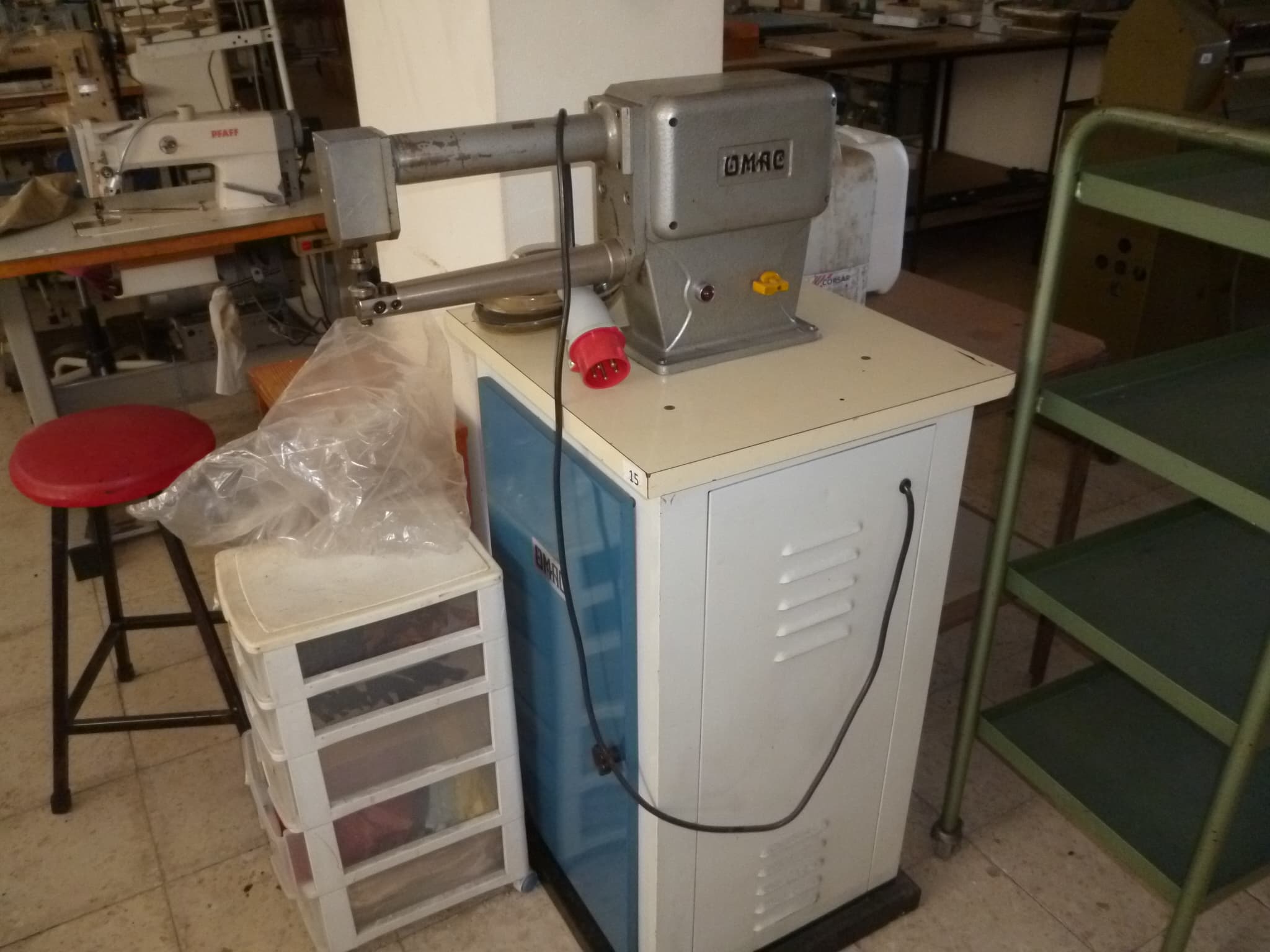 Máquina de rebater