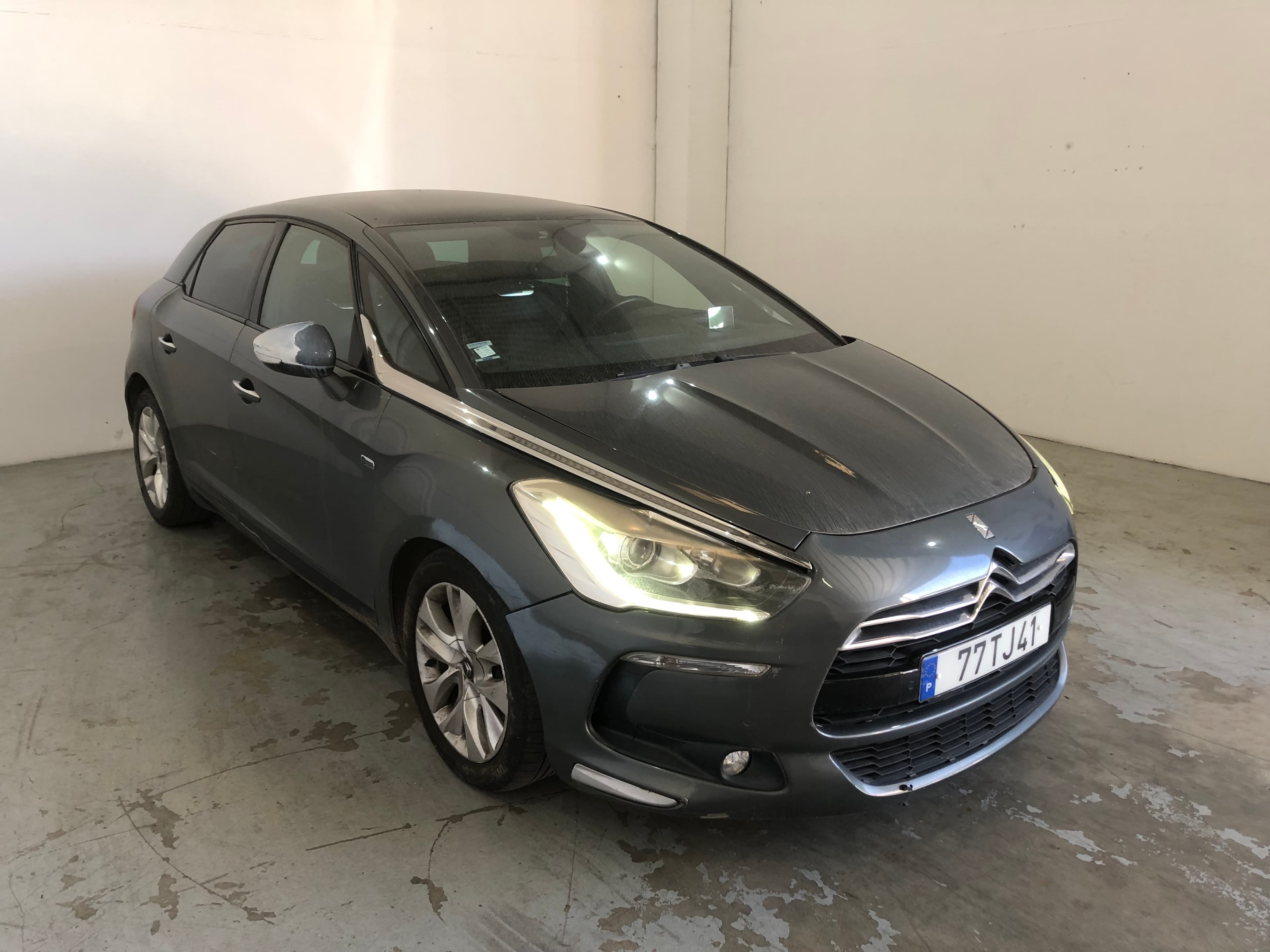 Citroën DS5 Hybrid · Ano 2012 77-TJ-41