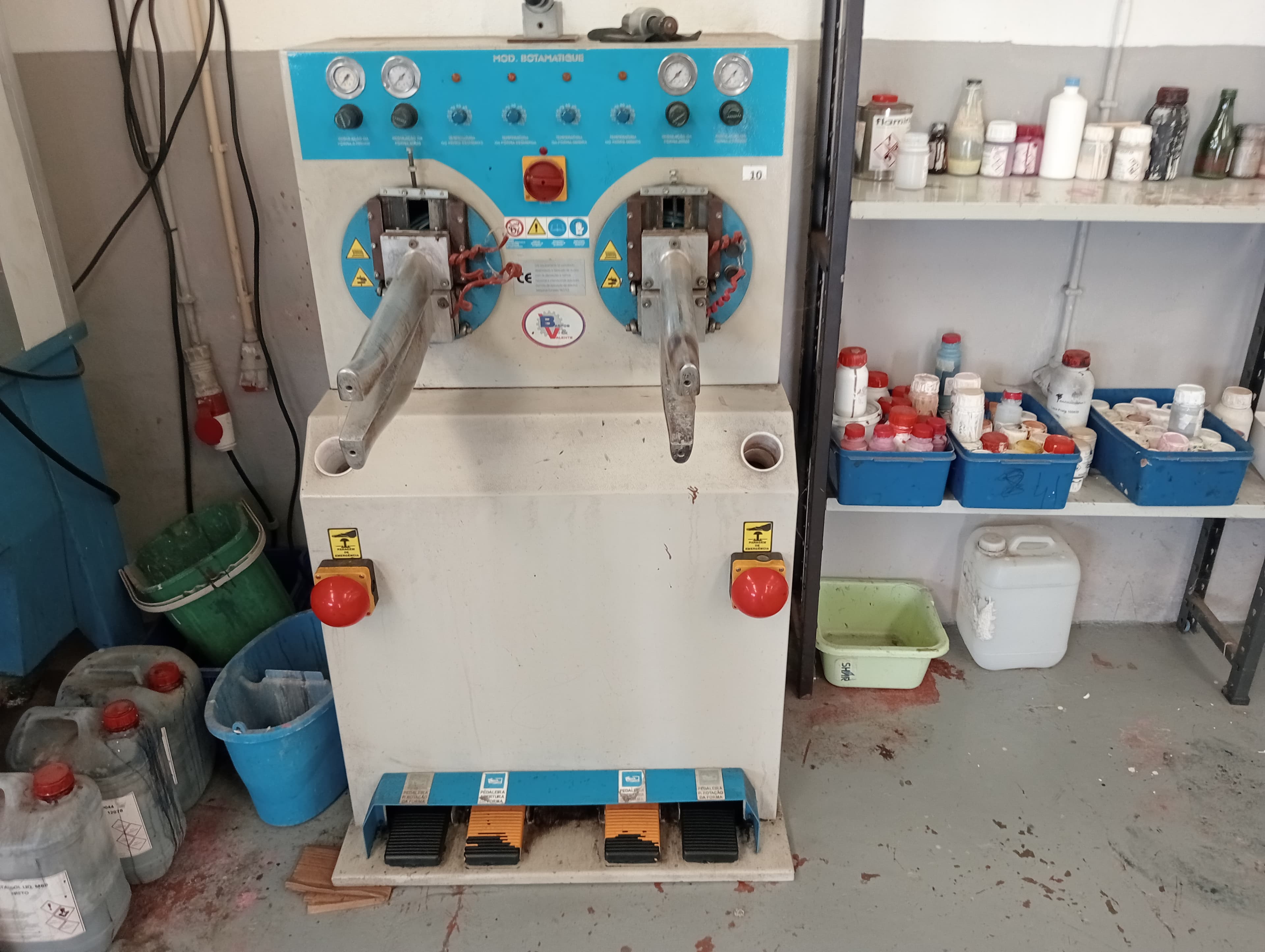 Máquina de canos