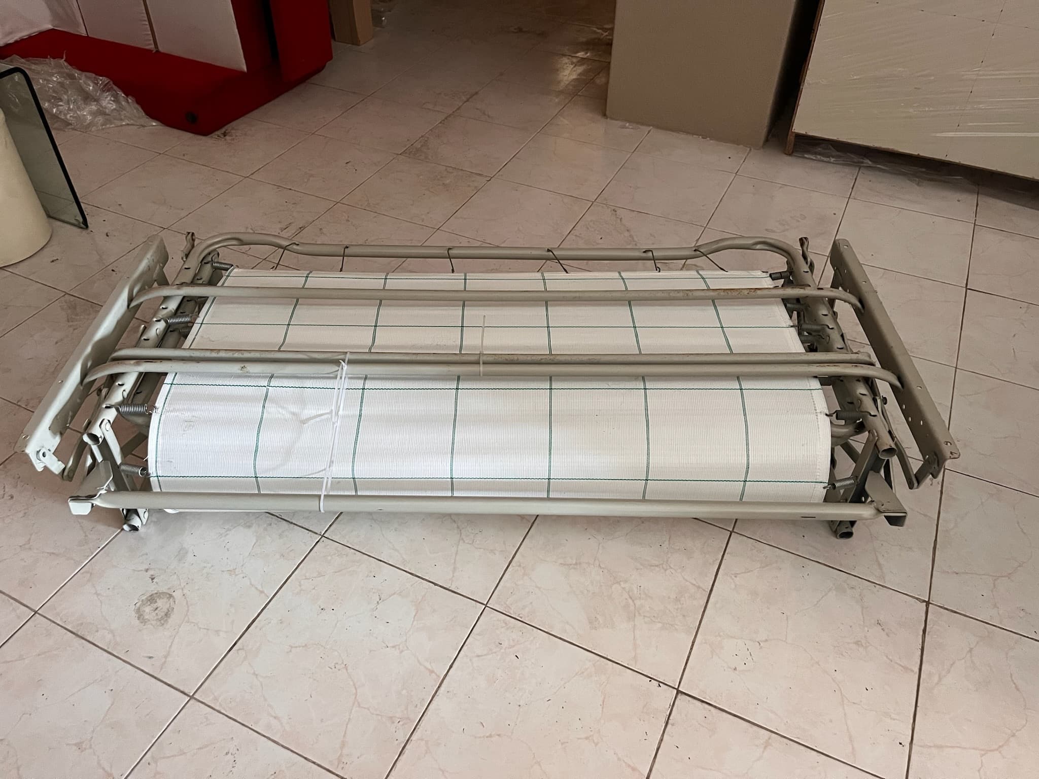 Estrutura de cama de sofá