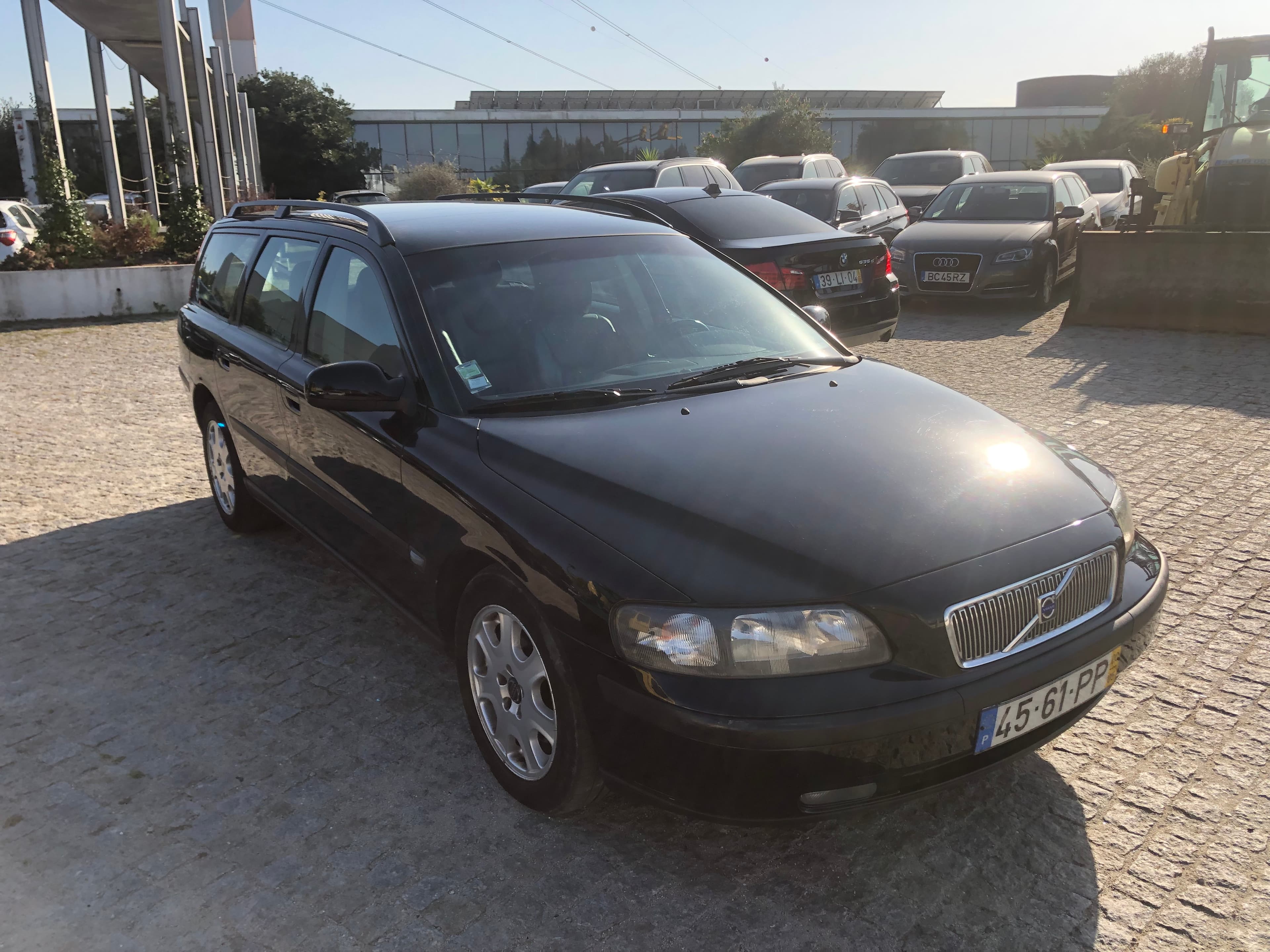 Volvo V70 · Ano 2000   45-61-PP