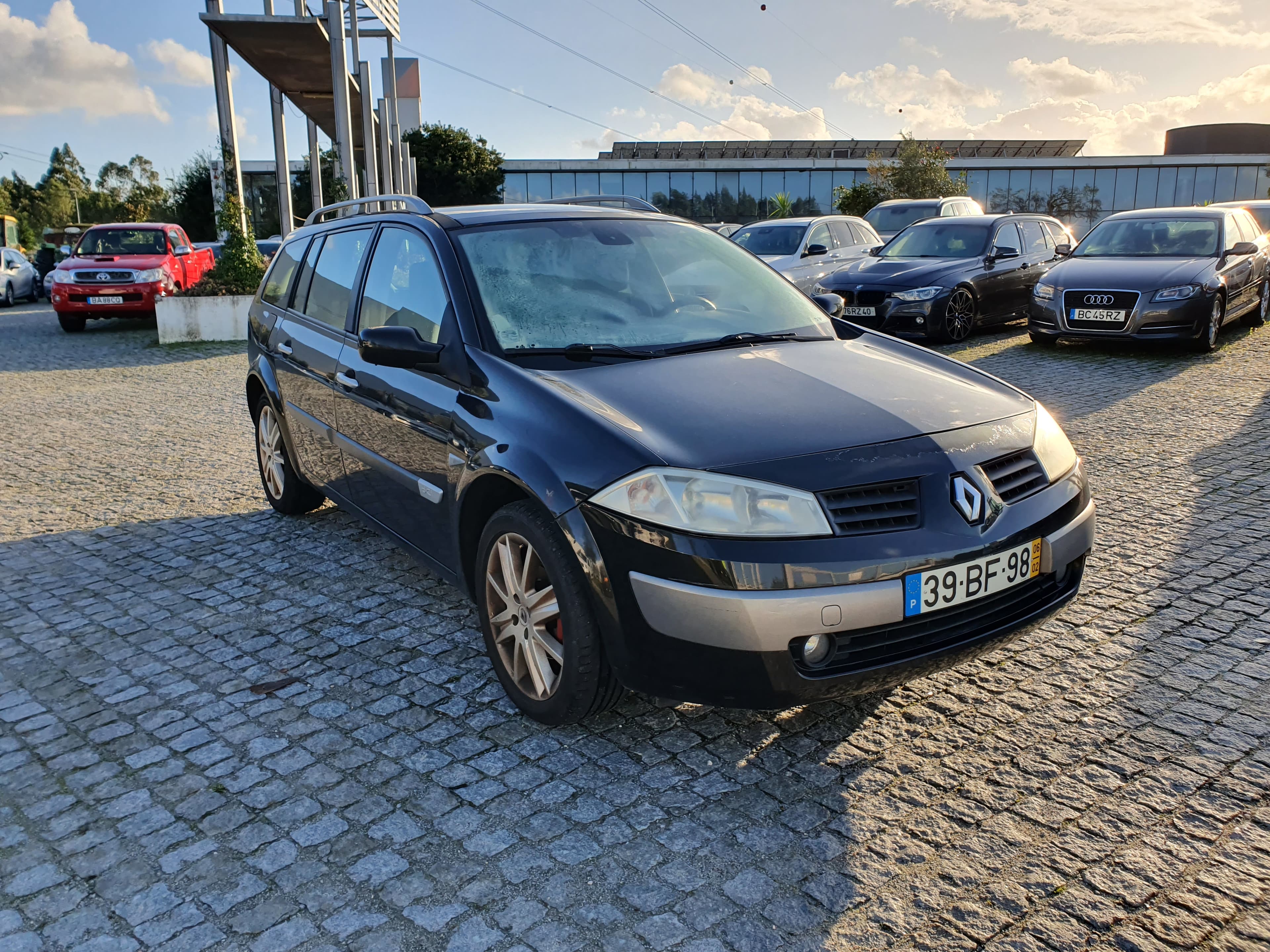Renault Mégane DCI · Ano 2006   39-BF-98
