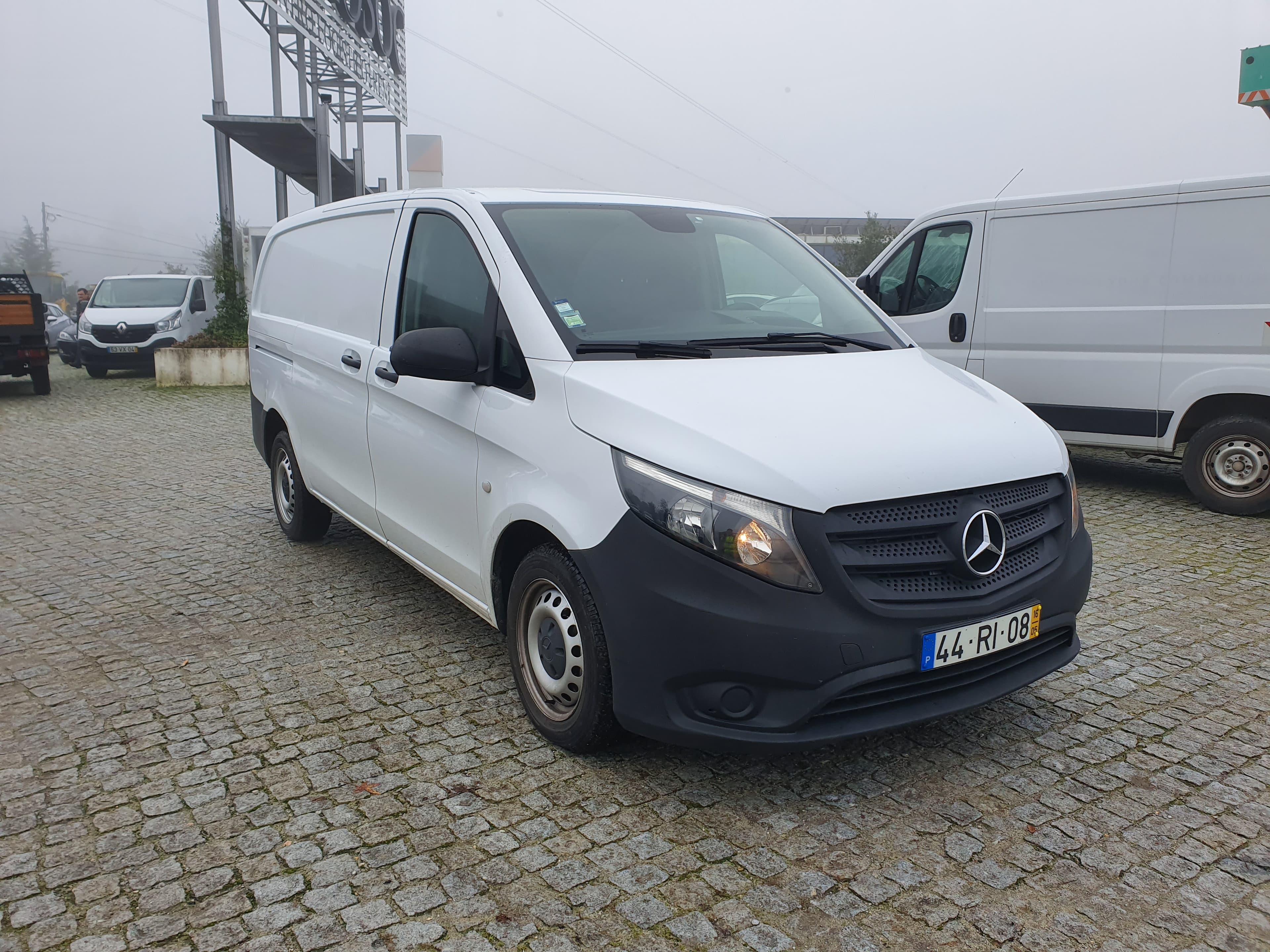 Mercedes-Benz Vito · Ano 2016   44-RI-08