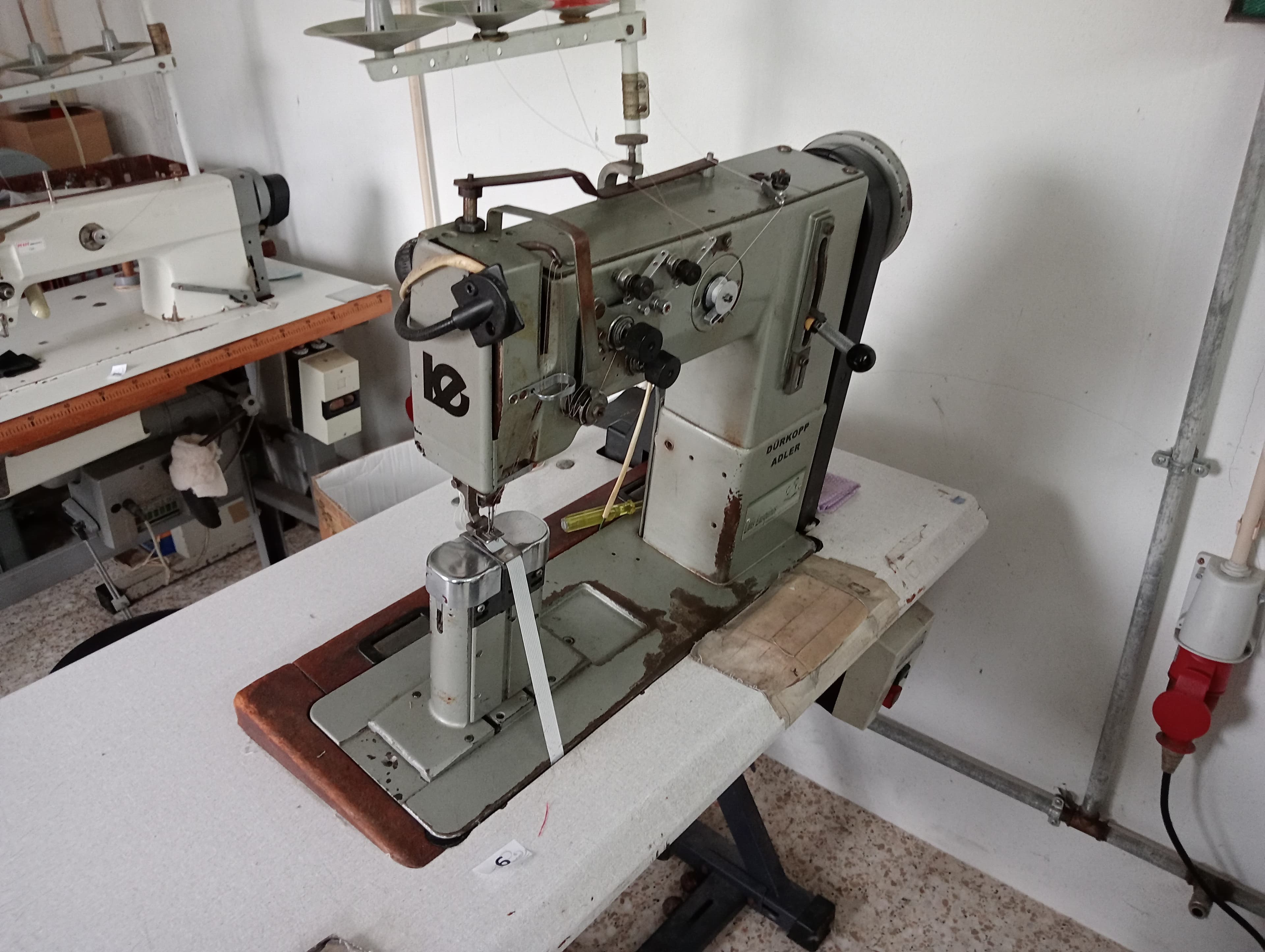 Máquina de coluna alta