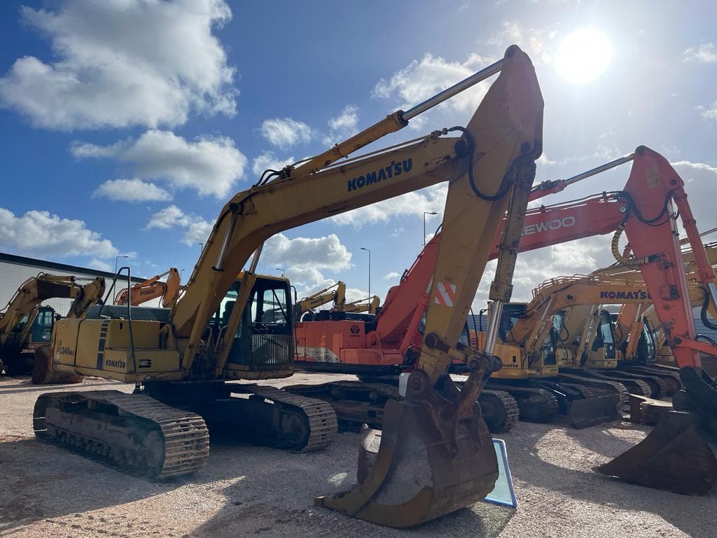 Giratória Komatsu PC 240
