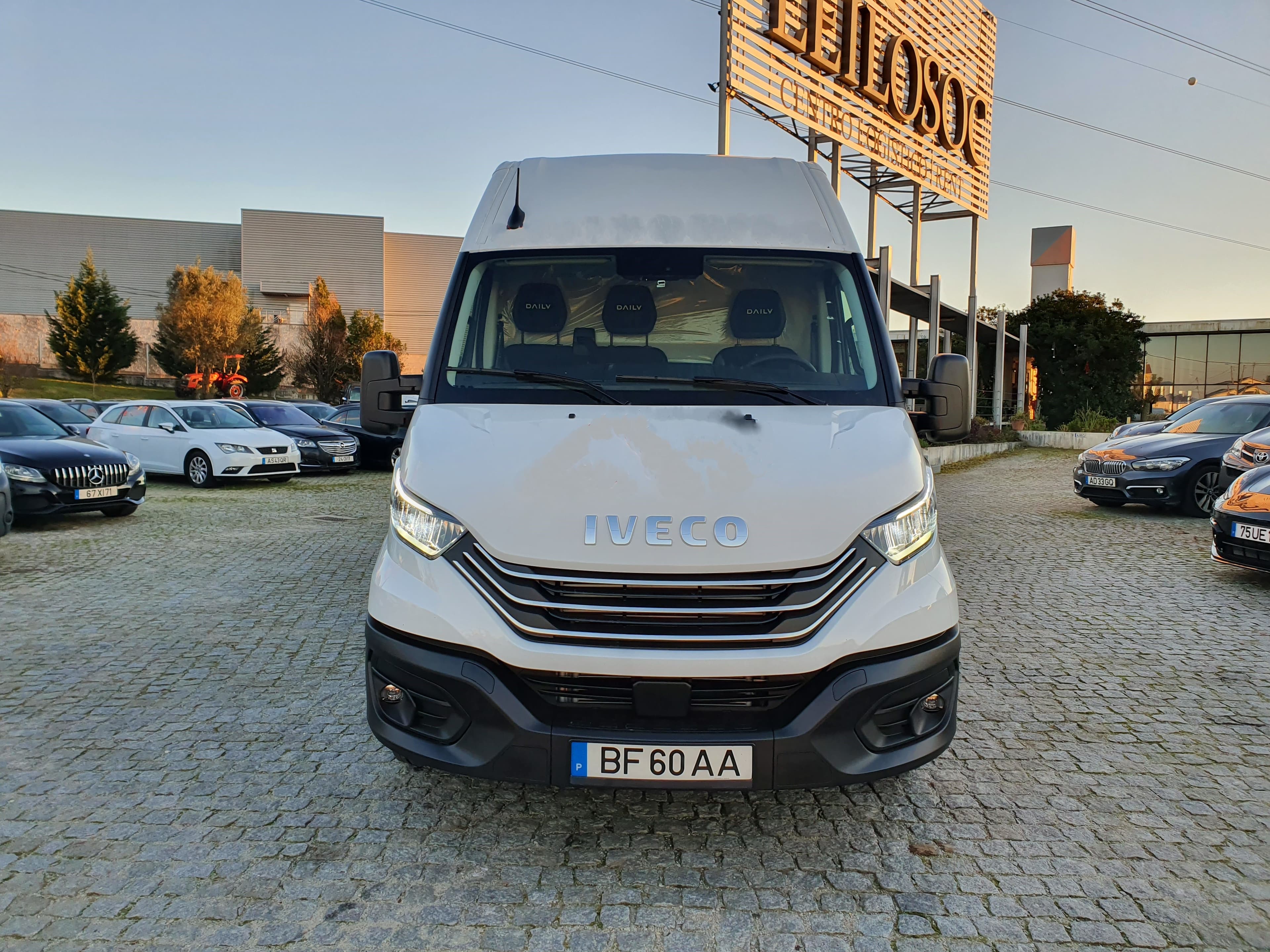 Iveco 35S18 · Ano 2023     BF-60-AA
