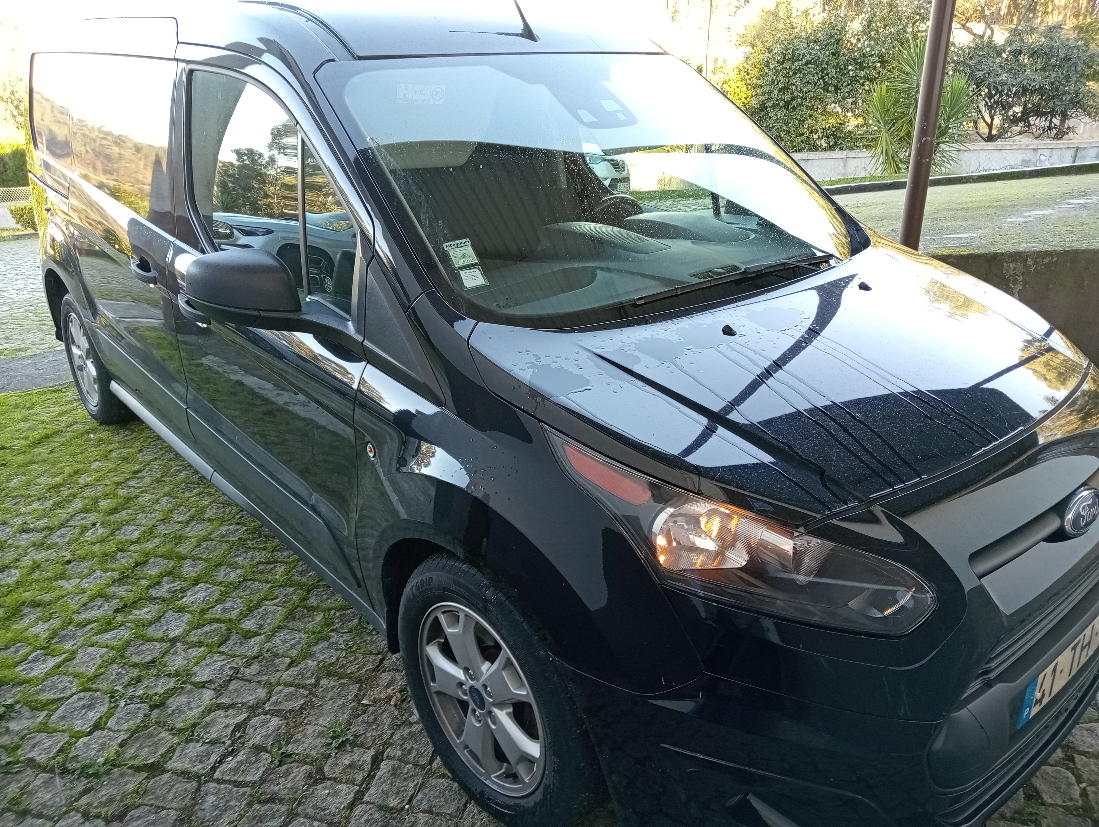 FORD TRANSIT CONNECT